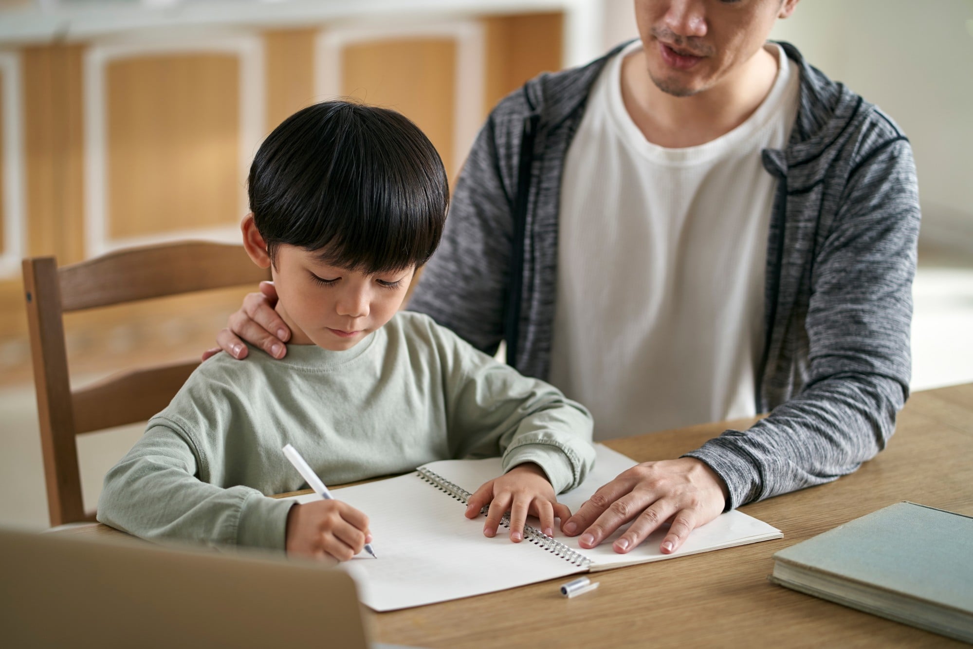 Stress is deeply embedded in China’s education system, impacting students from primary school through secondary school while forcing parents into constant supervision. Photo: Shutterstock Stress is deeply embedded in China’s education system, impacting students from primary school through secondary school while forcing parents into constant supervision. Photo: Shutterstock