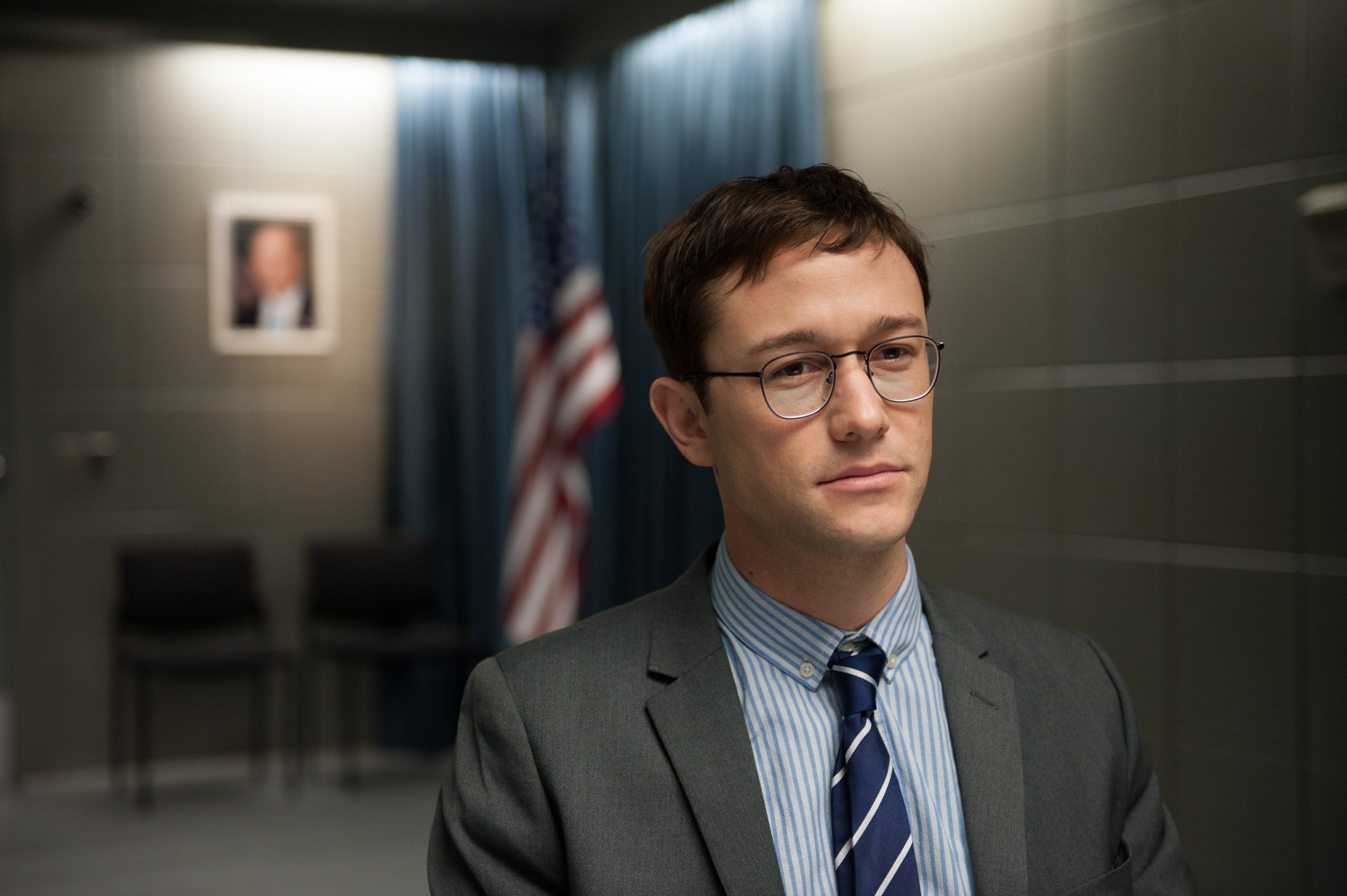 Joseph Gordon-Levitt as NSA analyst turned whistle-blower Edward Snowden in a still from Snowden. Oliver Stone's 2016 film turns 10 this month. Photo: Edko Films