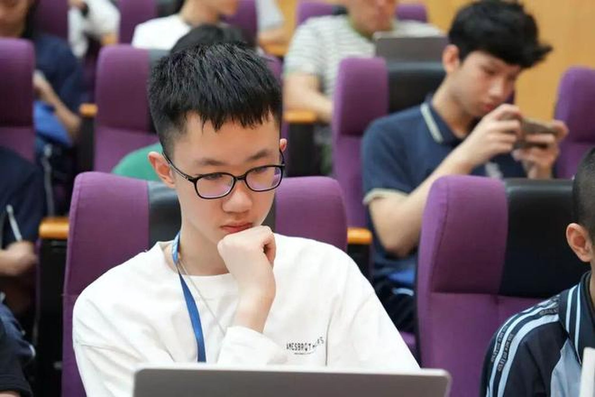 Raised in Hangzhou, a major tech hub, this self-proclaimed “AI native” believes artificial intelligence is becoming as vital to his generation as air and water. Photo: 163.com Raised in Hangzhou, a major tech hub, this self-proclaimed “AI native” believes artificial intelligence is becoming as vital to his generation as air and water. Photo: 163.com