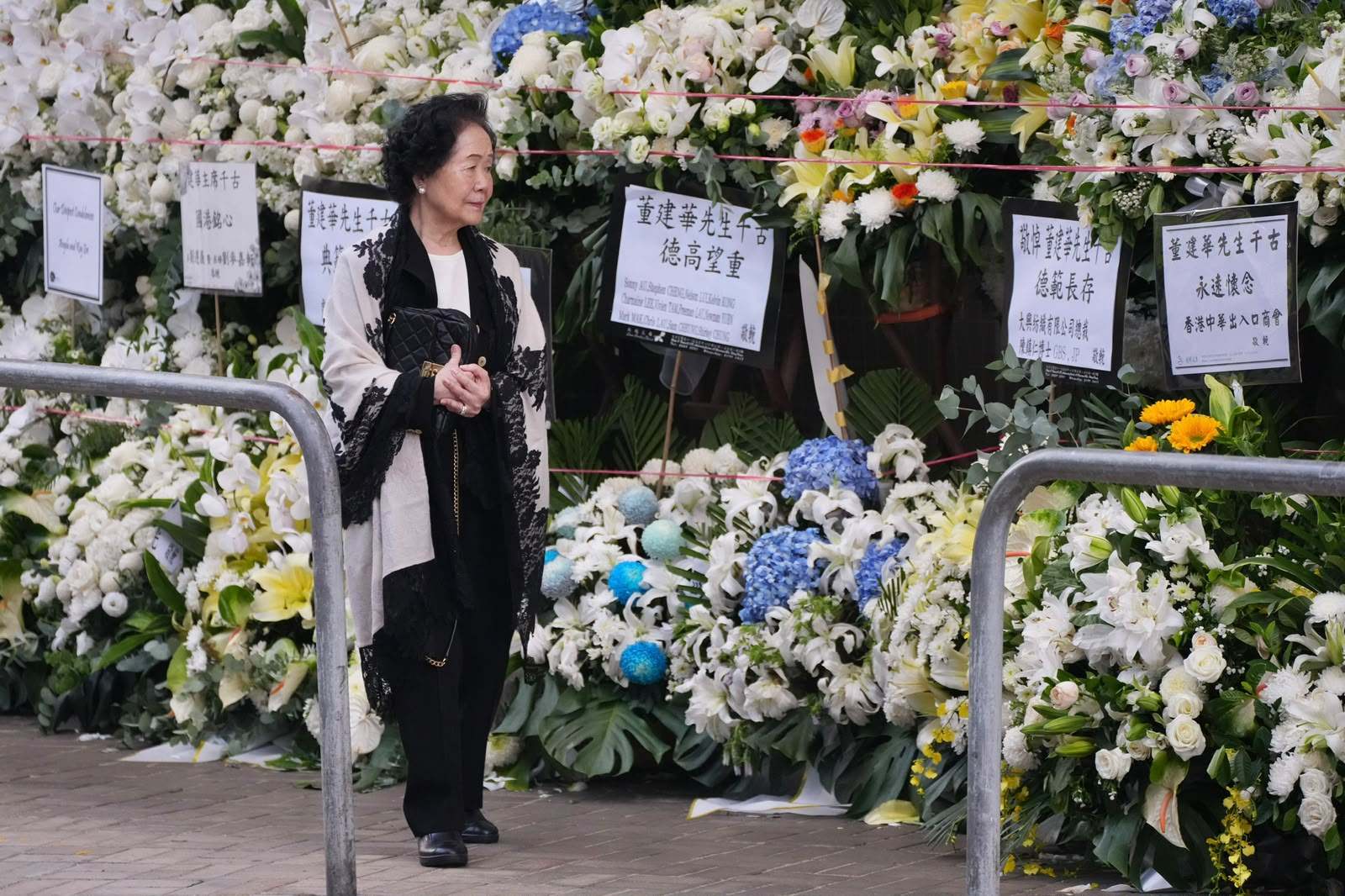 Anson Chan, former chief secretary under Tung Chee-hwa, arrives at the funeral home. Photo: Karma Lo