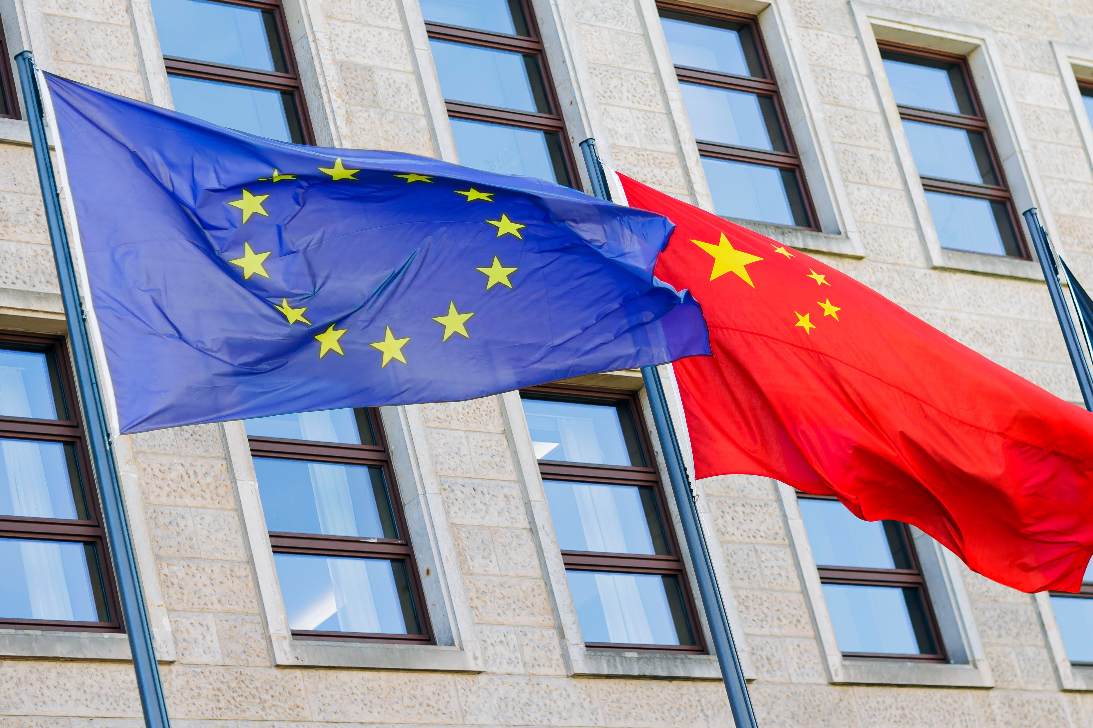 The Europe Union and Chinese flags. Photo: Getty Images