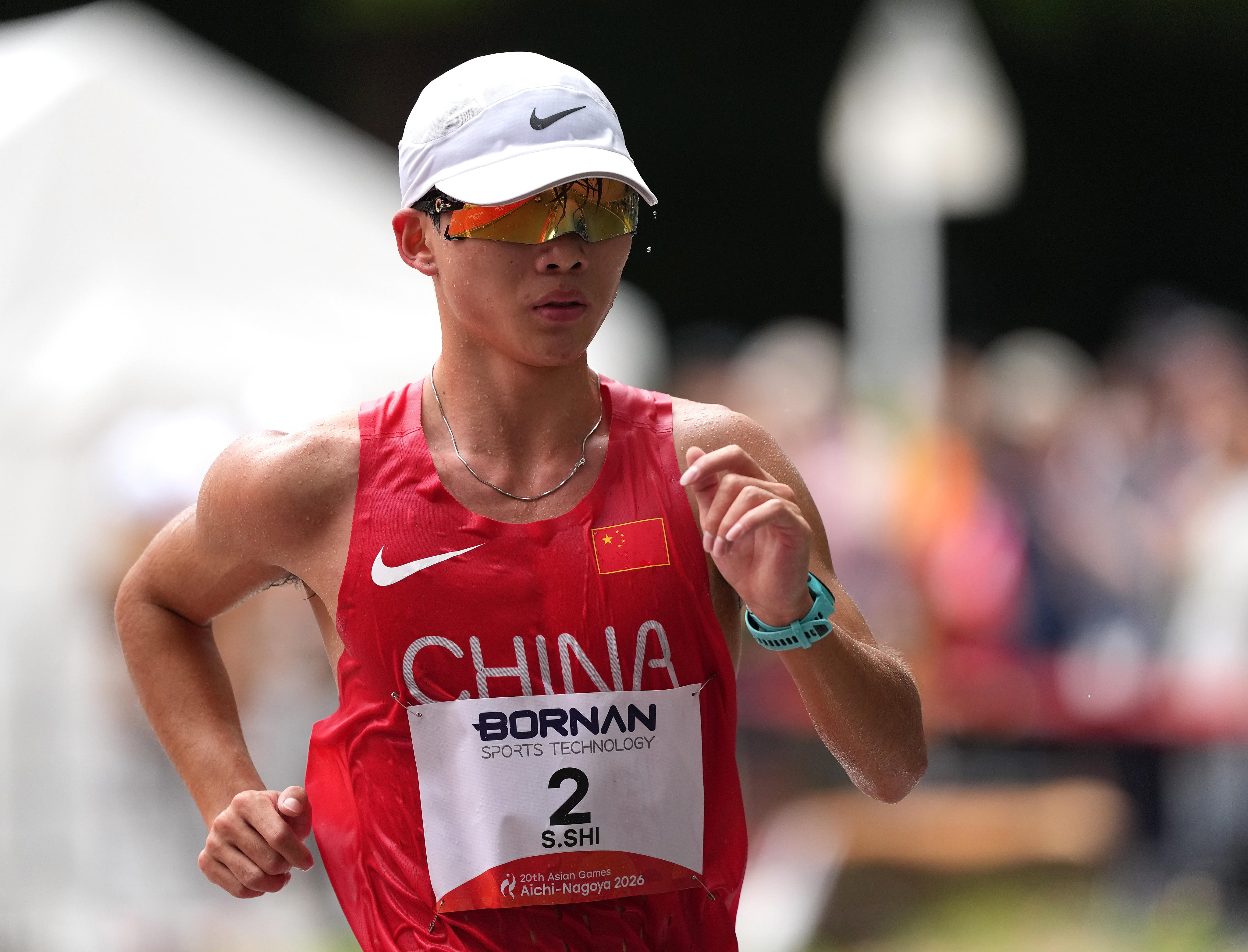 Shi Shengji competes during the final of the men’s half marathon race walk. Photo: Xinhua