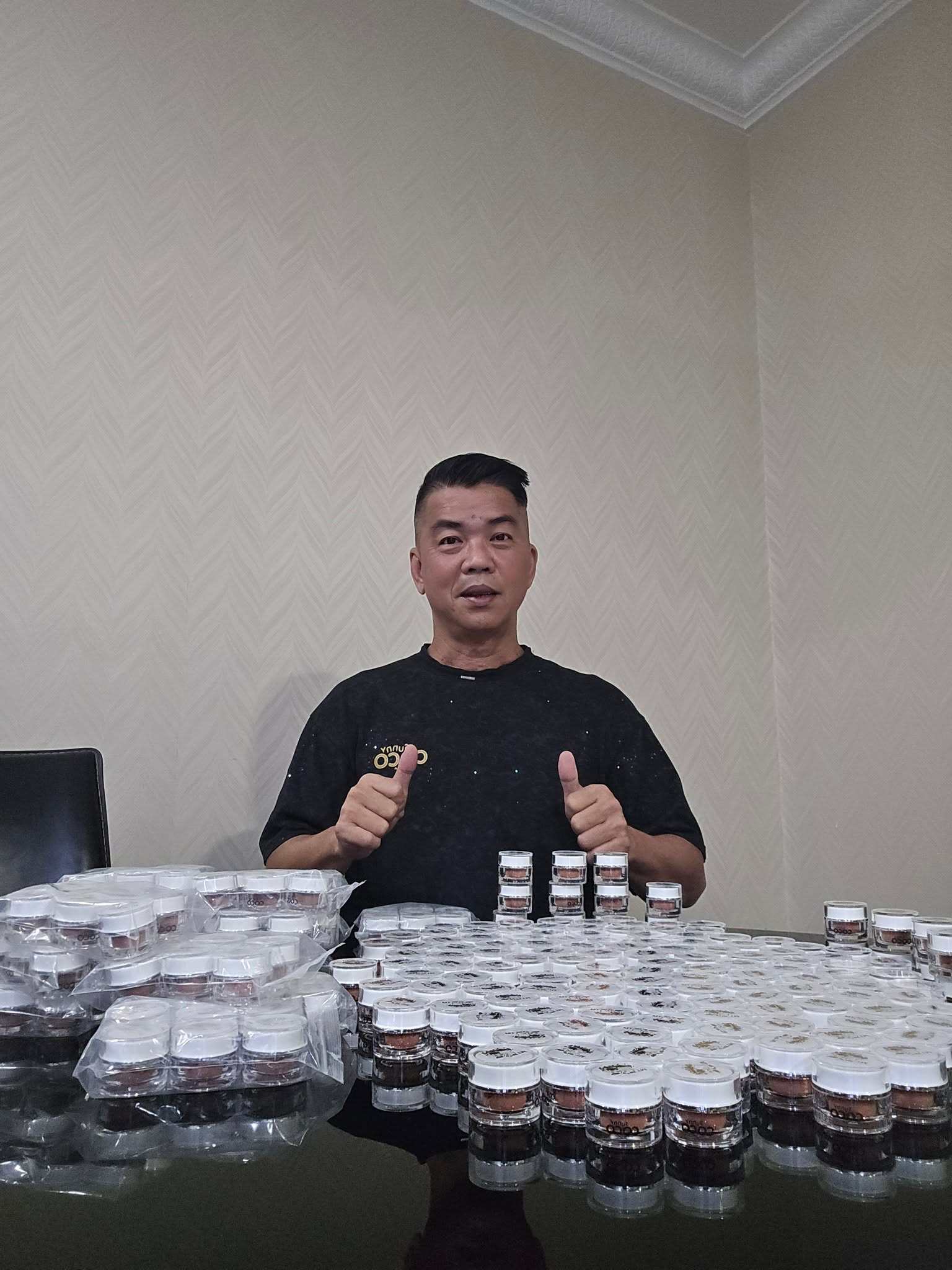 Malaysian tofu pudding seller Sunny Seow. Photo: Facebook/sunnycoco2