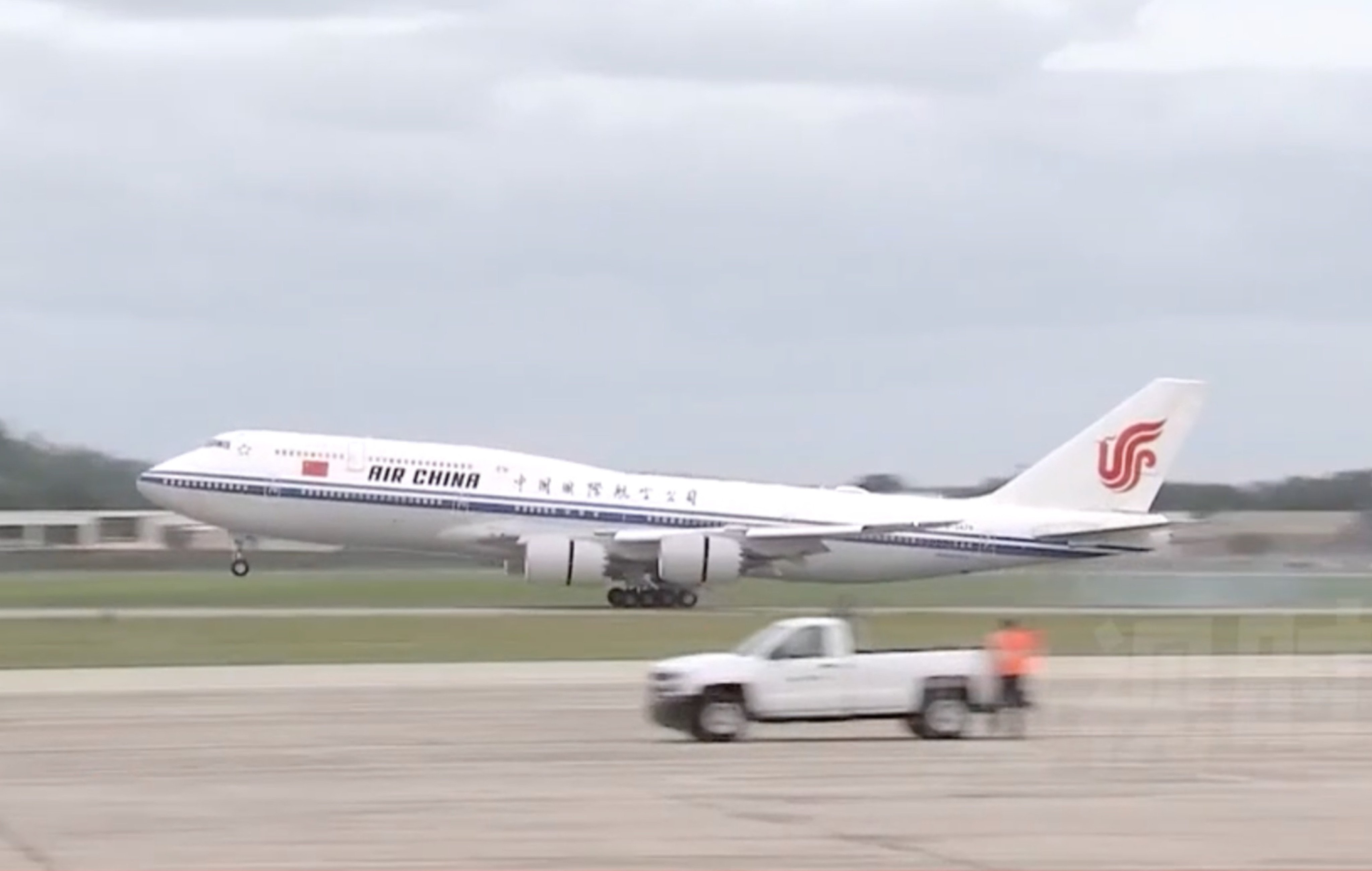 President Xi Jinping’s plane touches down for his meeting with US President Donald Trump on Wednesday. Photo: CCTV