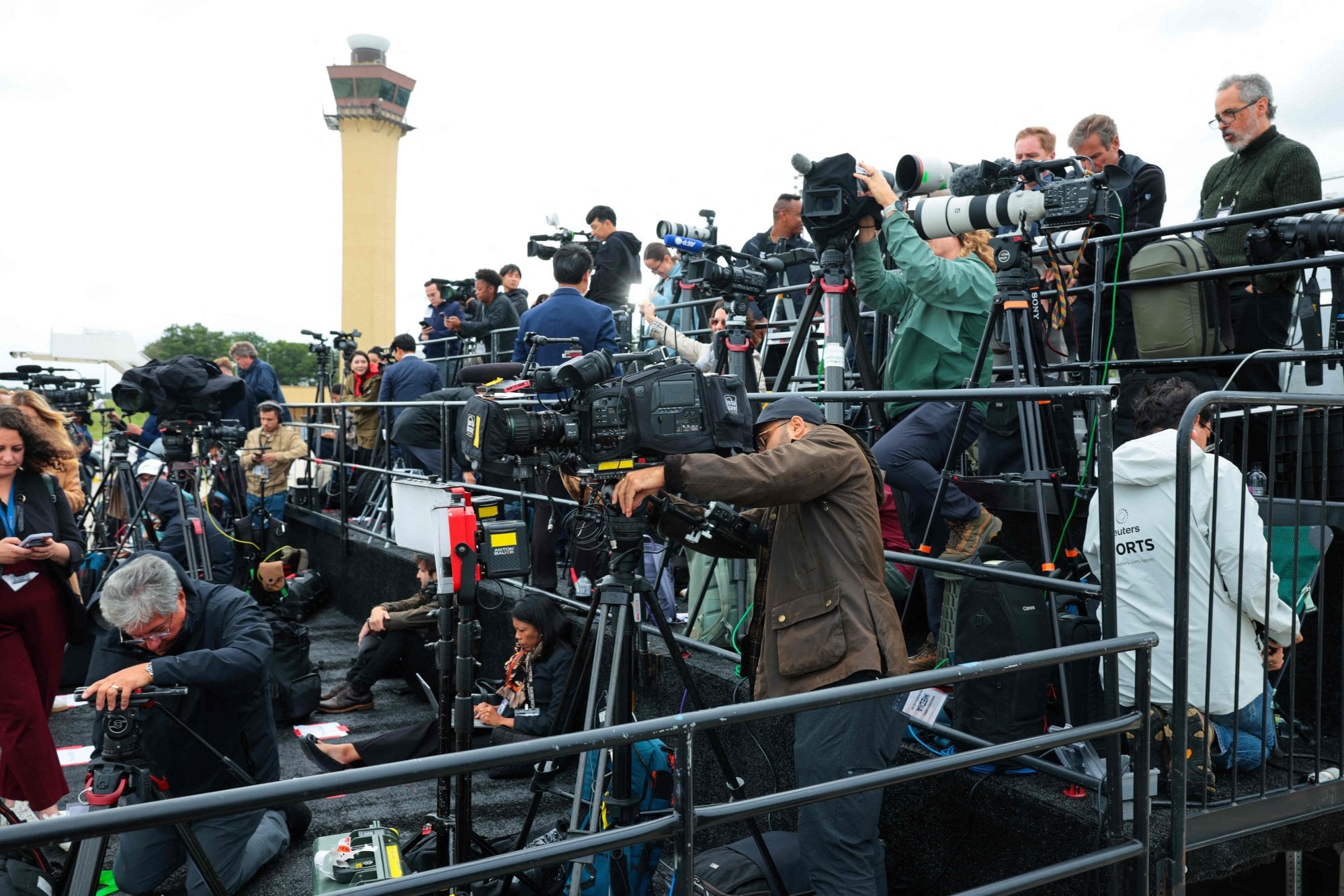 Members of the media await the arrival of Xi Jinping on Wednesday. Photo: Getty Images via AFP