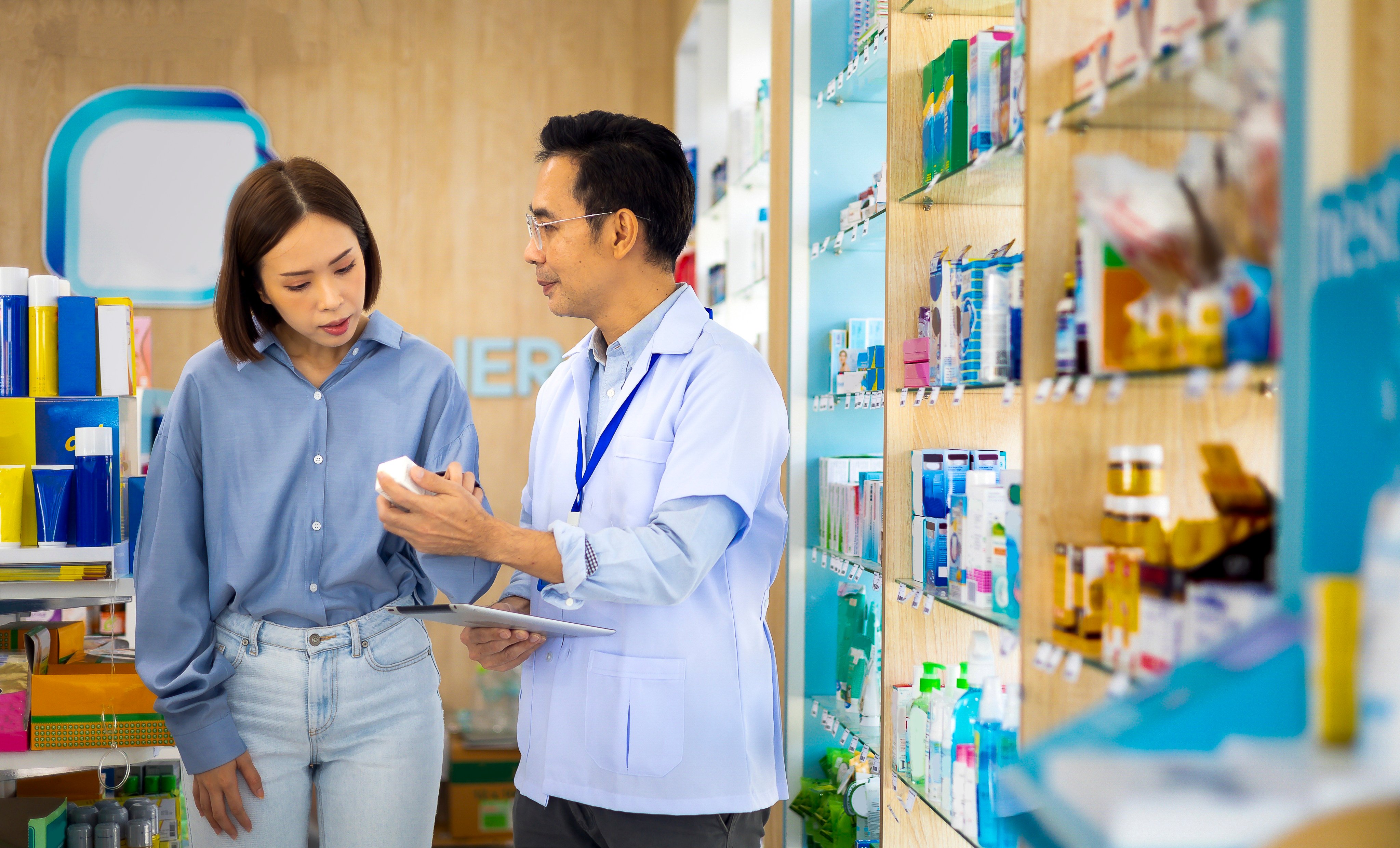 Traditional Chinese medicine and Western prescription drugs are often used together in Hong Kong, but patients may not always know the impact of the combination. Photo: Shutterstock