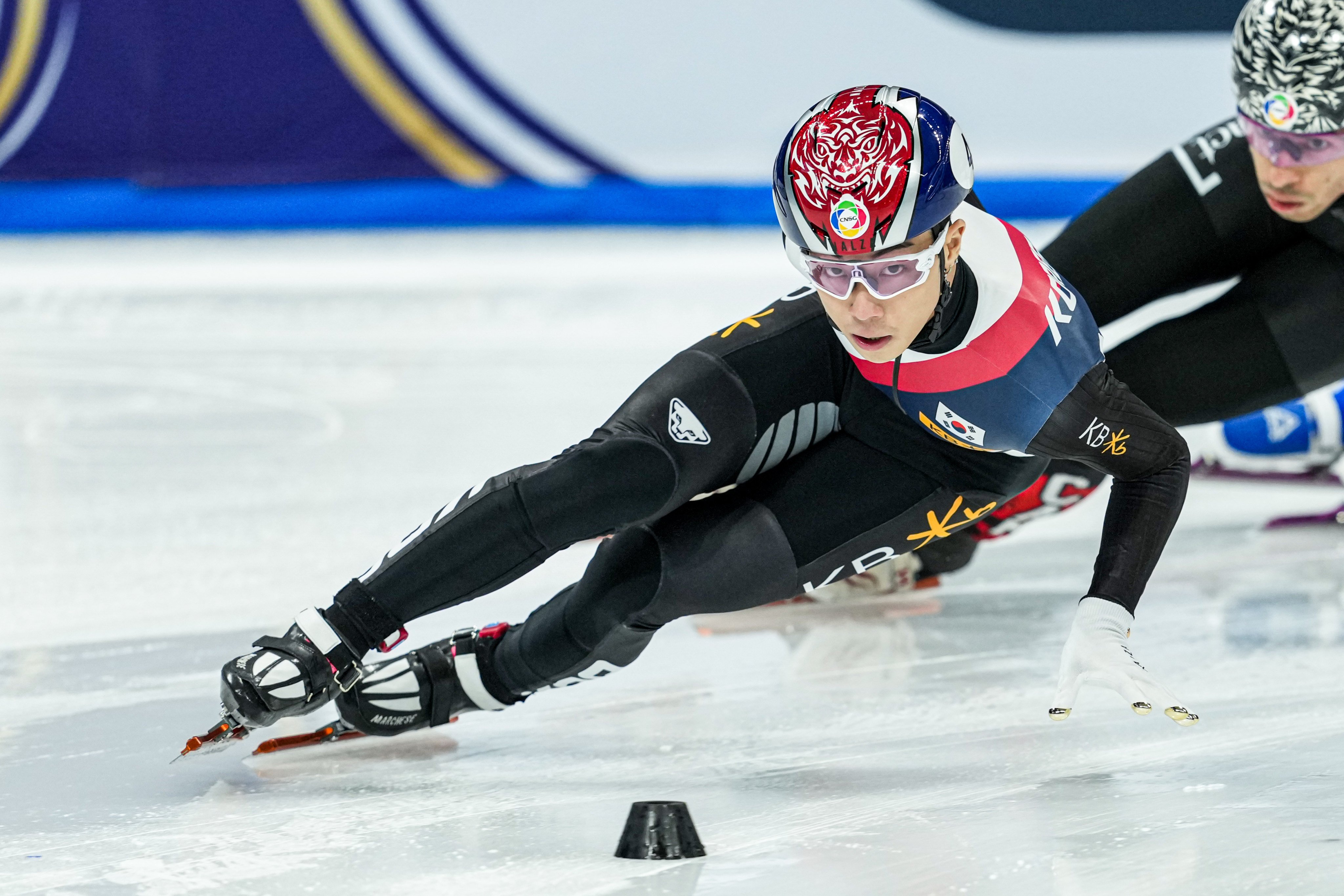South Korea's Kim Gun-woo competing at the ISU World Short Track Speed Skating Championships at Beijing's Capital Indoor Stadium in March last year. Photo: Getty Images
