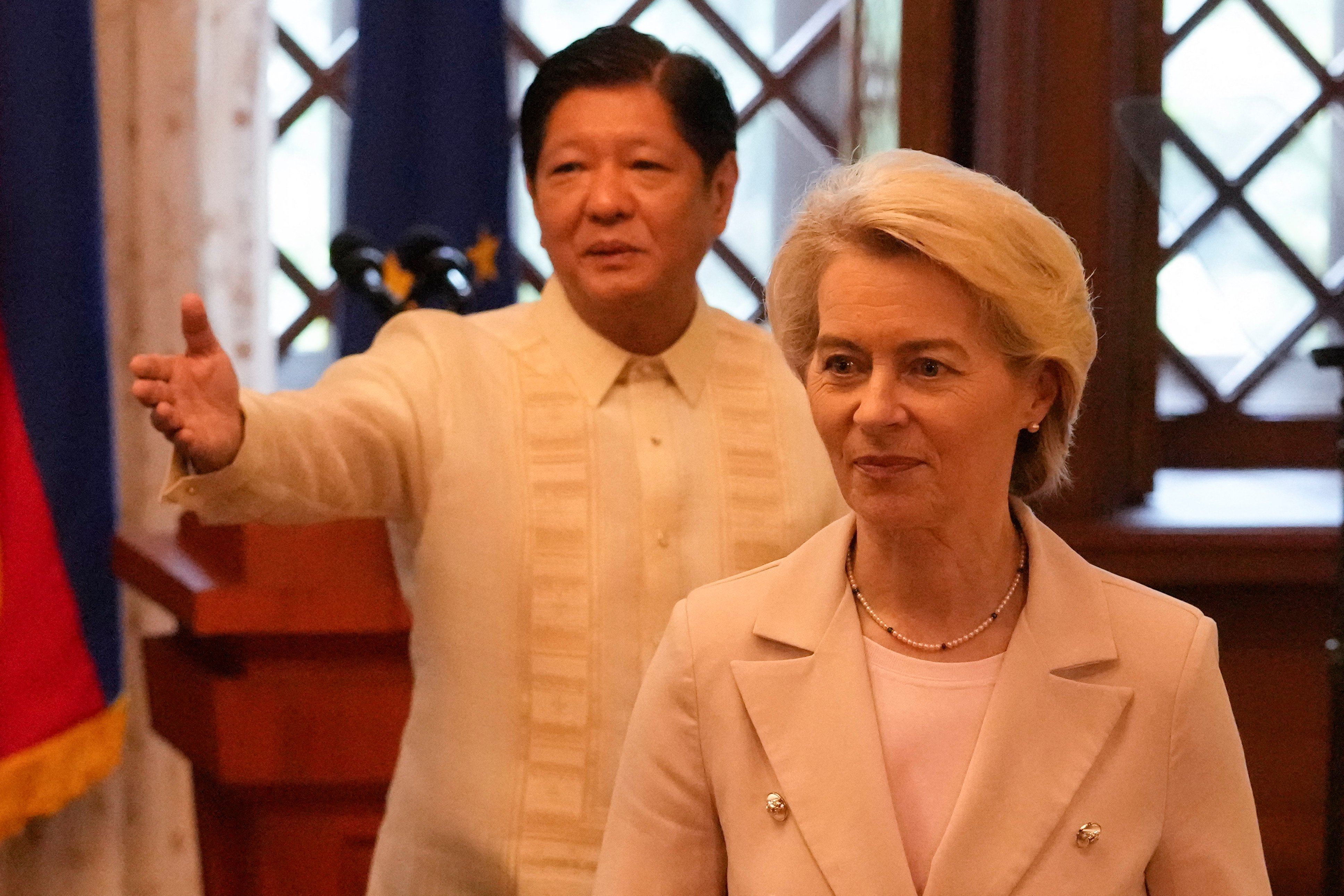 Philippine President Ferdinand Marcos Jnr gestures to European Commission President Ursula von der Leyen during a visit to Manila in 2023. She is expected to return next year to sign a trade pact. Photo: AFP