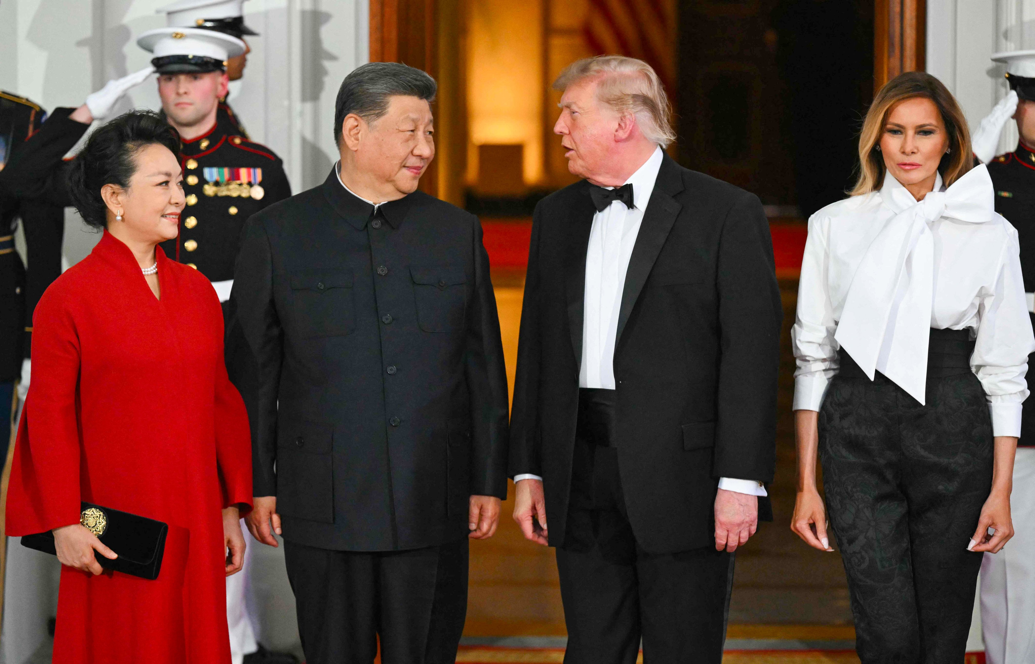 (From left) China’s First lady Peng Liyuan, China’s President Xi Jinping, US President Donald Trump and US First Lady Melania Trump pose on the North Portico steps of the White House on September 24, 2026. Photo: AFP
