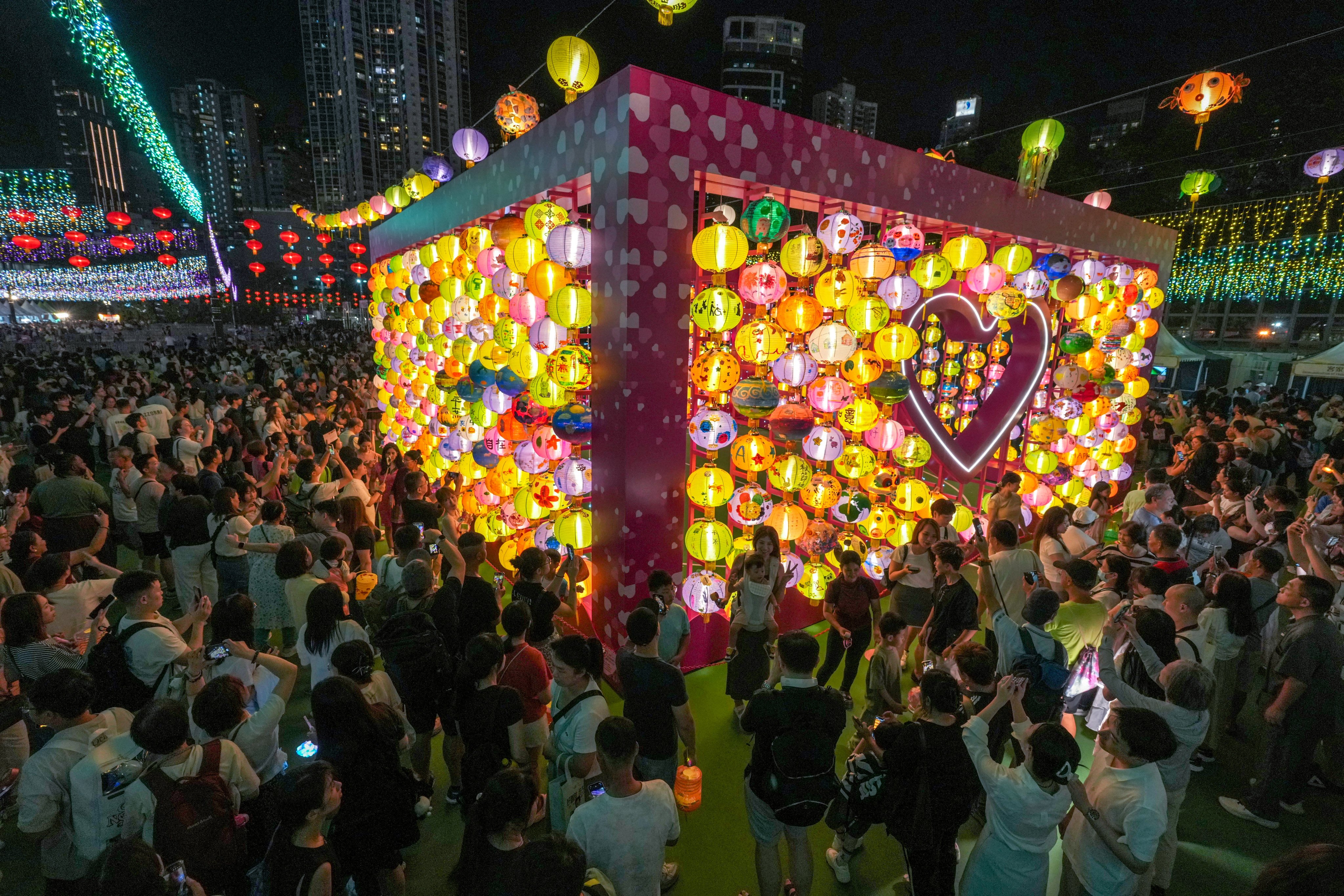 People flock to Victoria Park to celebrate Mid-Autumn Festival. Photo: Dickson Lee