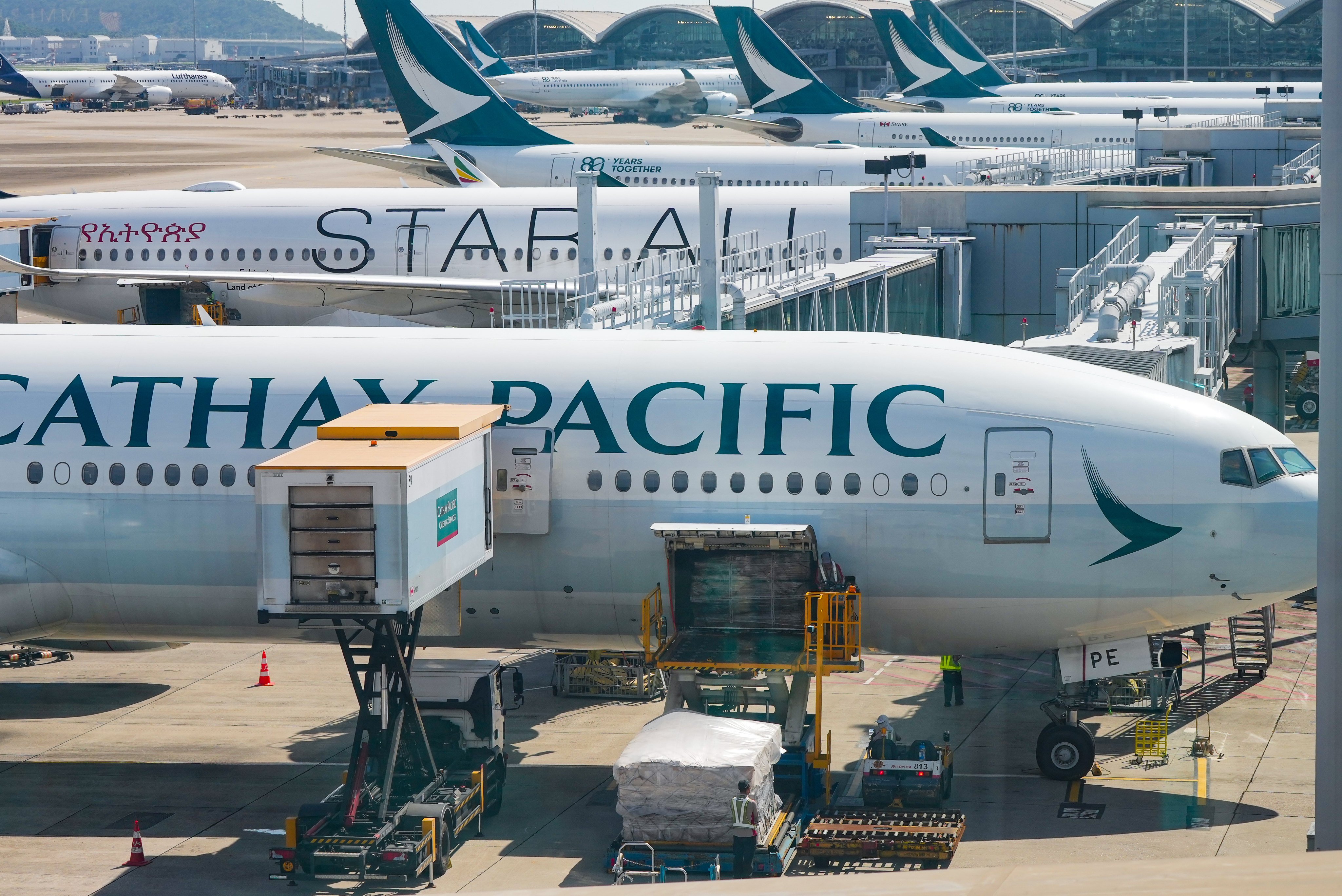 Cathay Pacific has extended its suspension of passenger flights to the Middle East until the end of January next year. Photo: May Tse