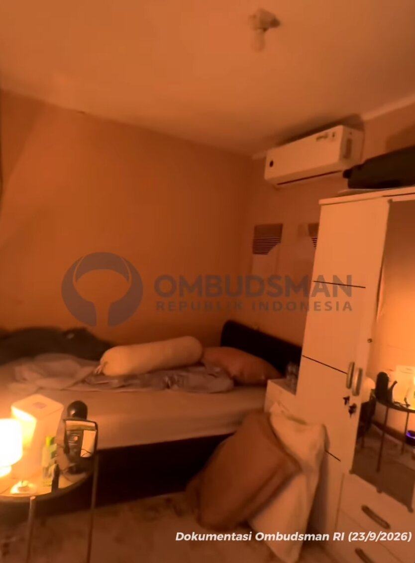 A screenshot from an Indonesian Ombudsman video shows luxury facilities discovered during an unannounced inspection at Cibinong Prison in West Java on Wednesday. Photo: Instagram/ombudsmanri137