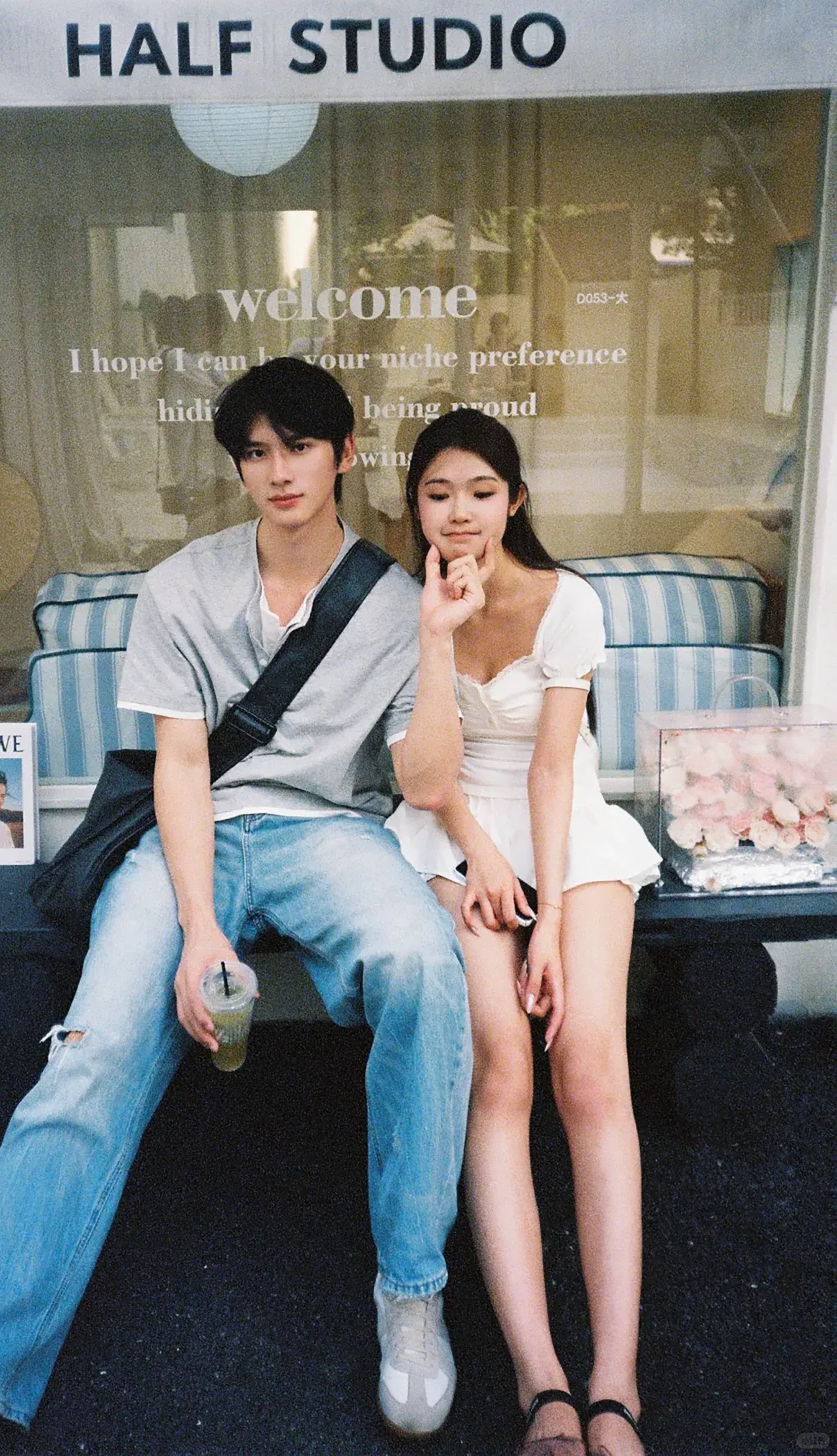 While some clients simply want beautiful couple portraits, others seek the experience of dating an attractive man – or use the photos as a shield against relentless family pressure to marry. Photo: RedNote