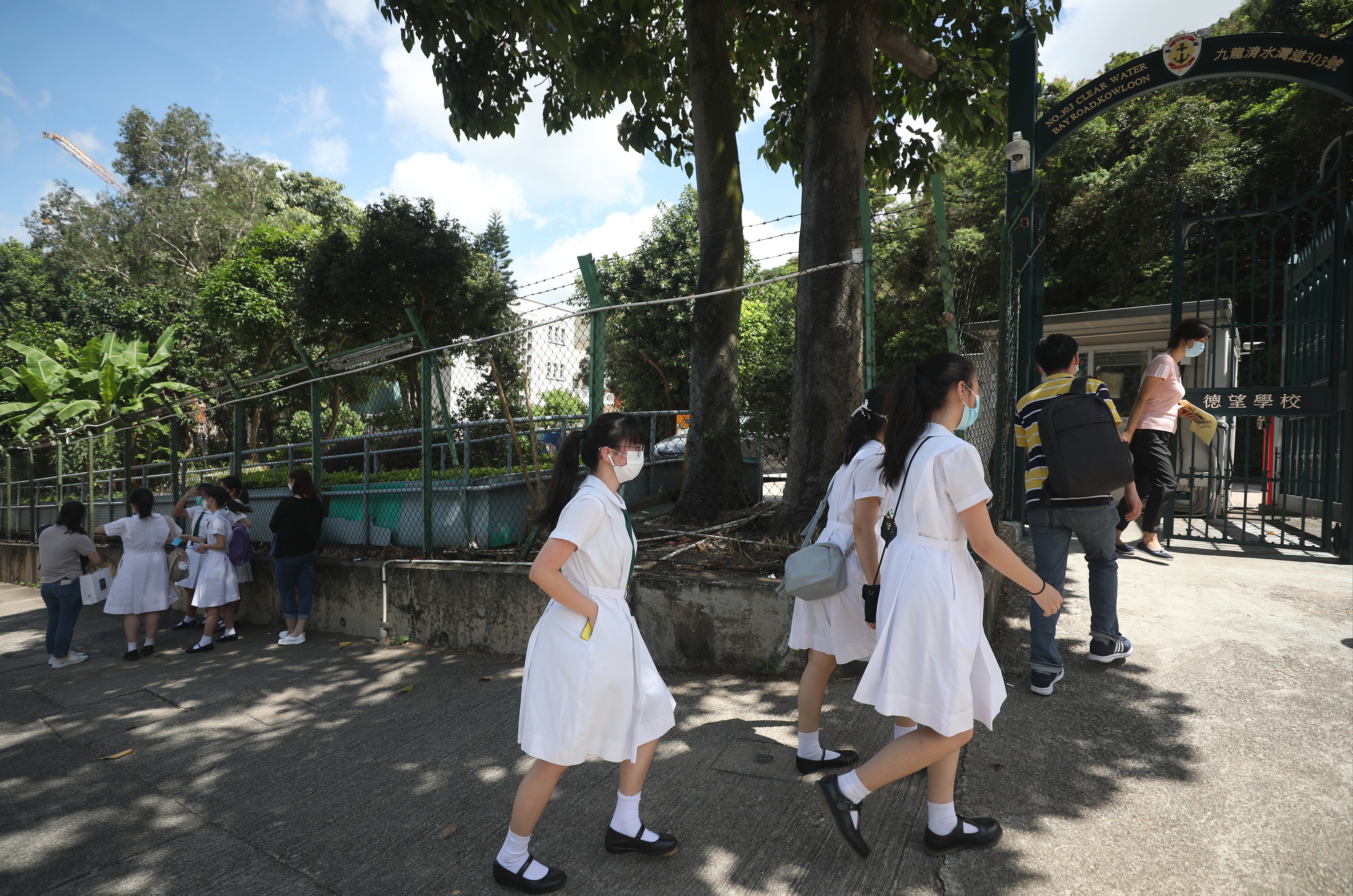 Students at the gate of Good Hope School in 2020. The school has clarified that Cantonese is not forbidden at the institution, after a backlash against since-withdrawn language guidelines for graduation videos. Photo: Xiaomei Chen
