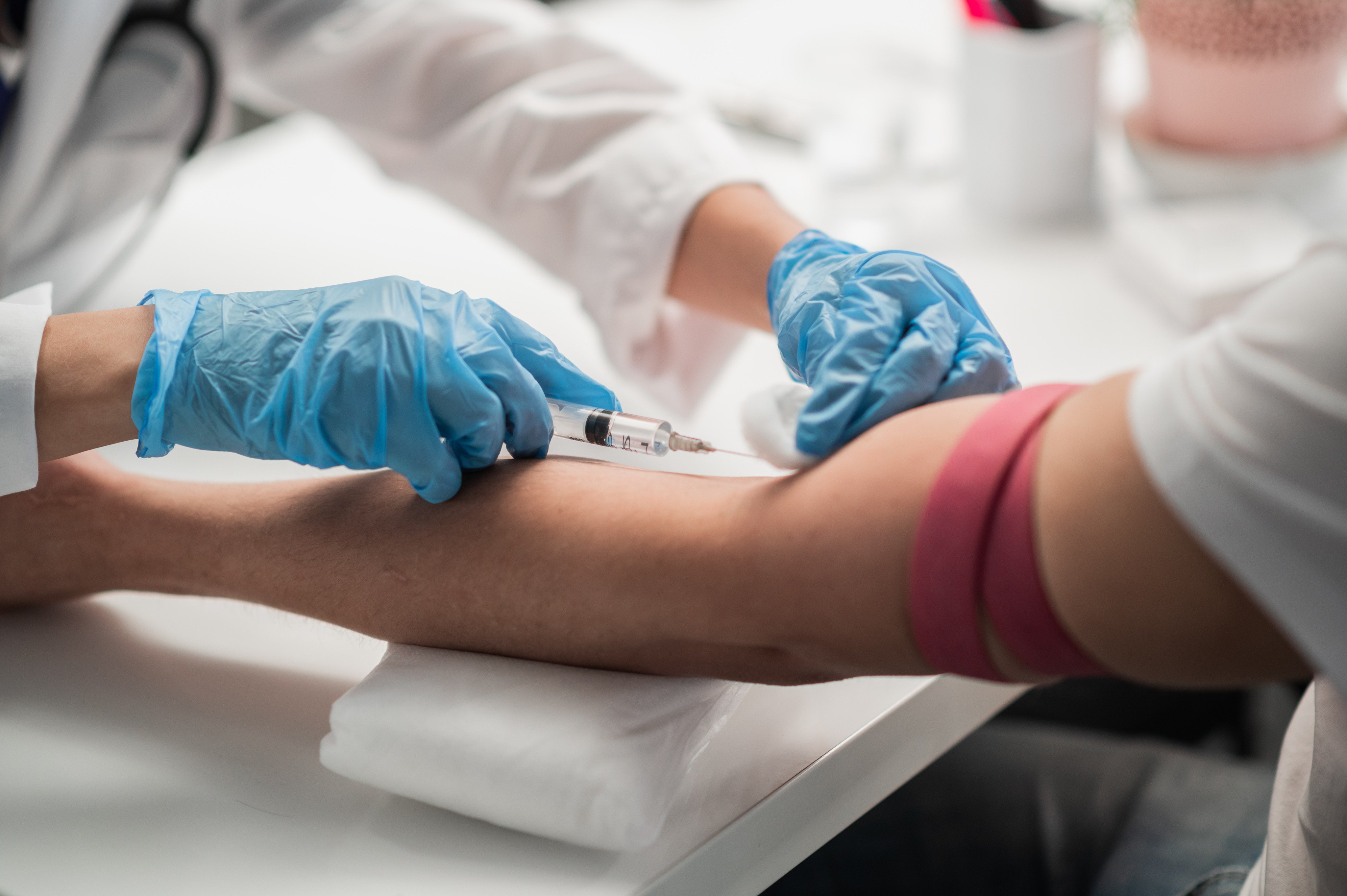 A lipoprotein(a) – Lp(a) – test can reveal your risk of circulatory conditions, including heart attack and stroke. Because your Lp(a) level is genetic and does not really change, only one test is needed. Photo: Shutterstock