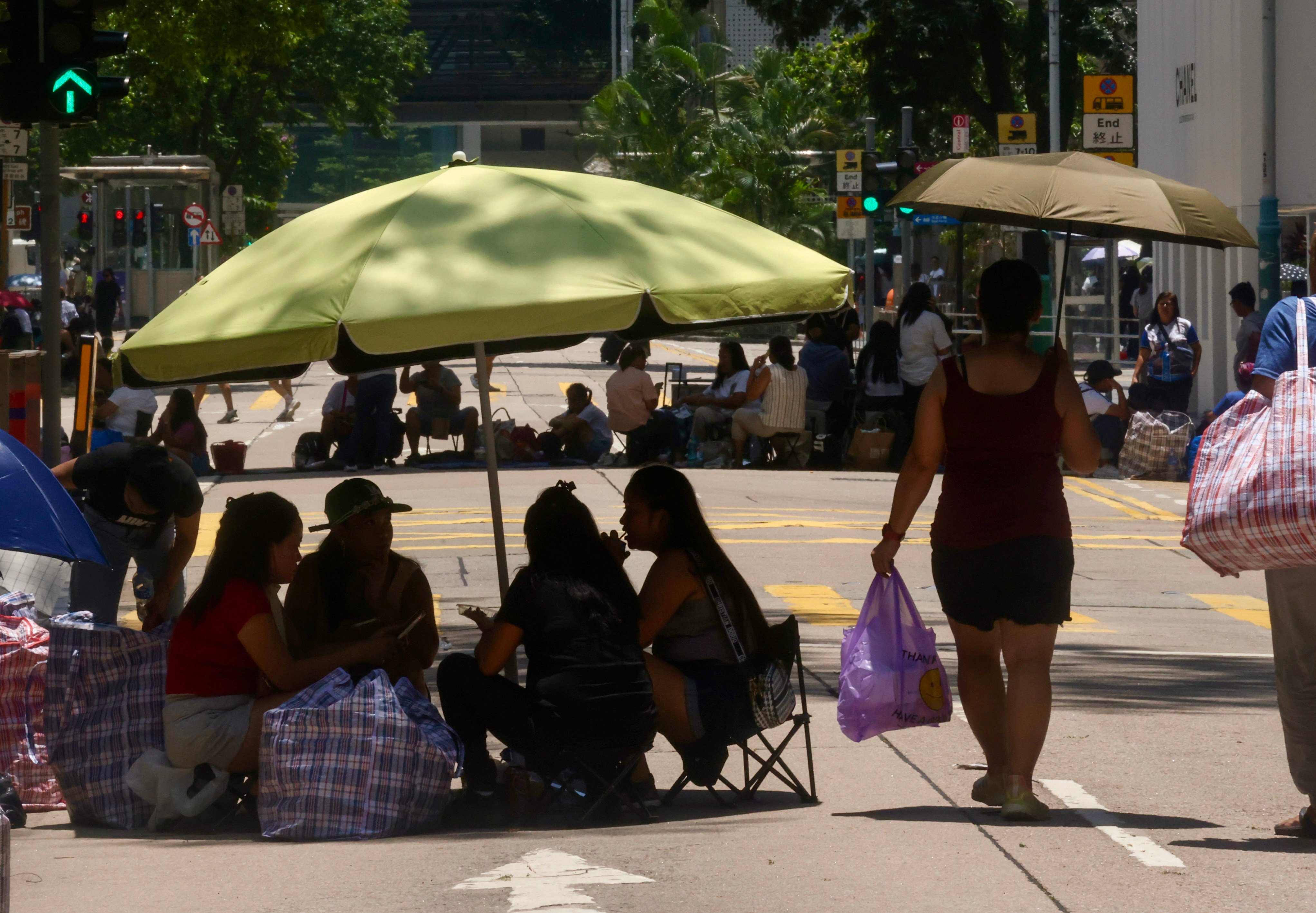 The new wage level will apply to all contracts signed on or after Saturday. Photo: Jonathan Wong
