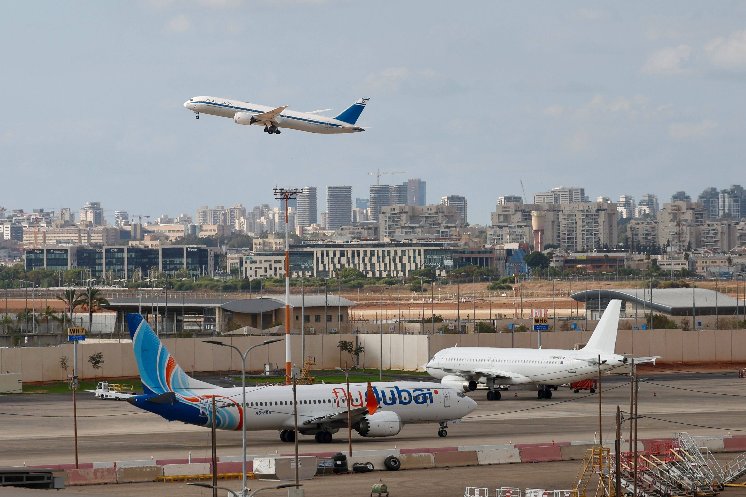 A Flydubai passenger plane on the apron at Ben Gurion International Airport near Tel Aviv. Photo: dpa
