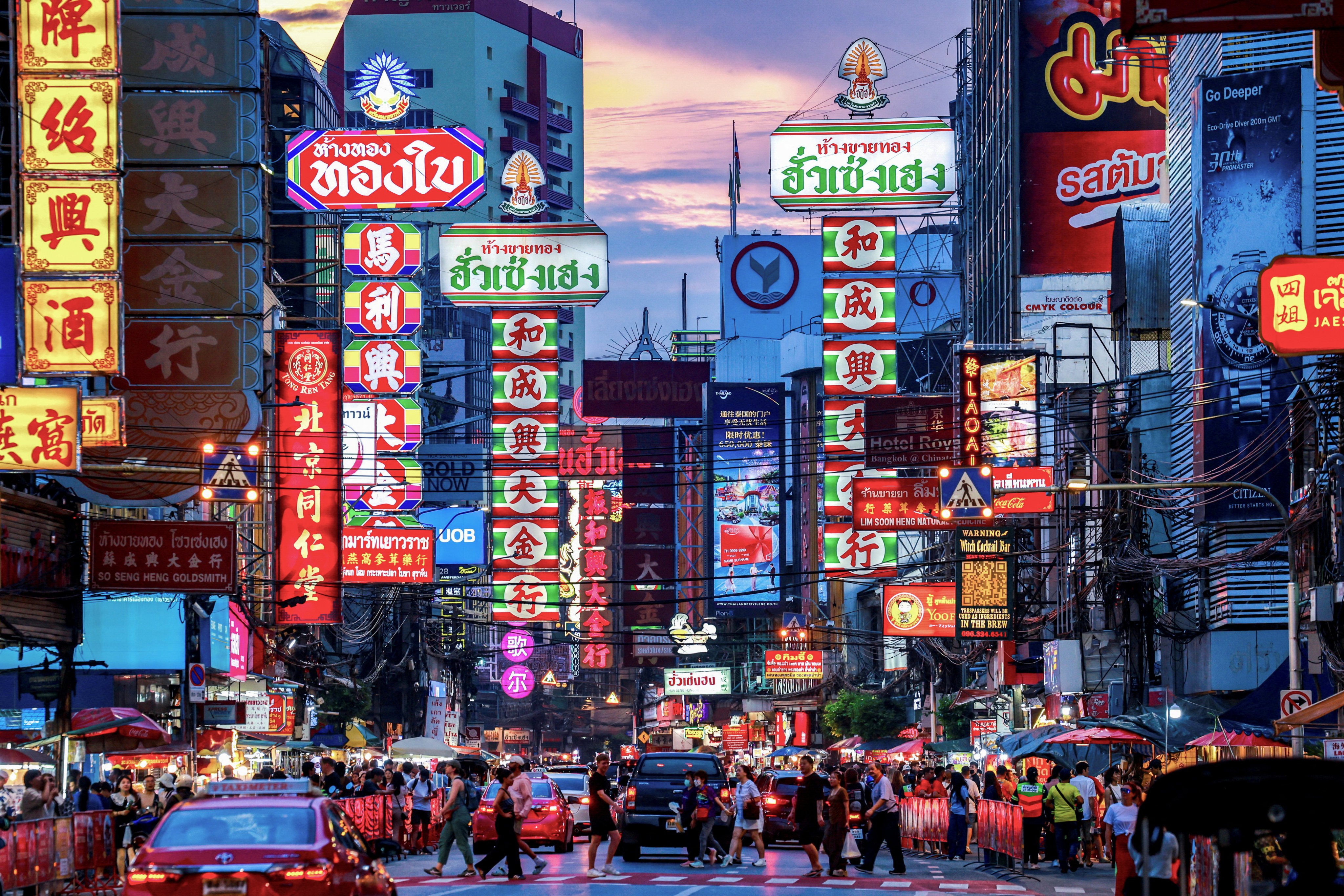 Tourists crowd Bangkok’s Chinatown. Photo: Reuters