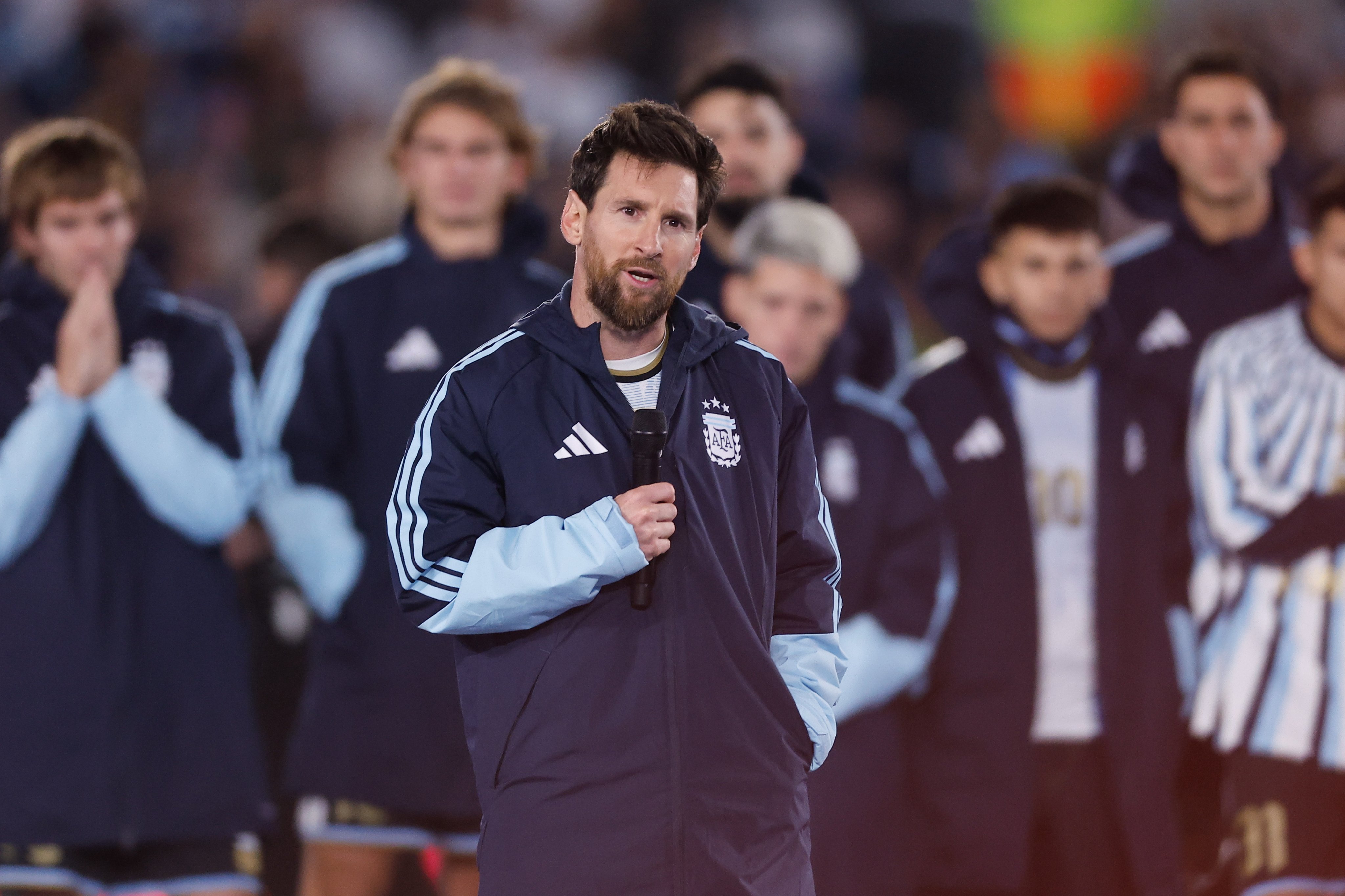 Lionel Messi says his goodbyes after brining an end to his 21-year career with the Argentina national team. Photo: EPA
