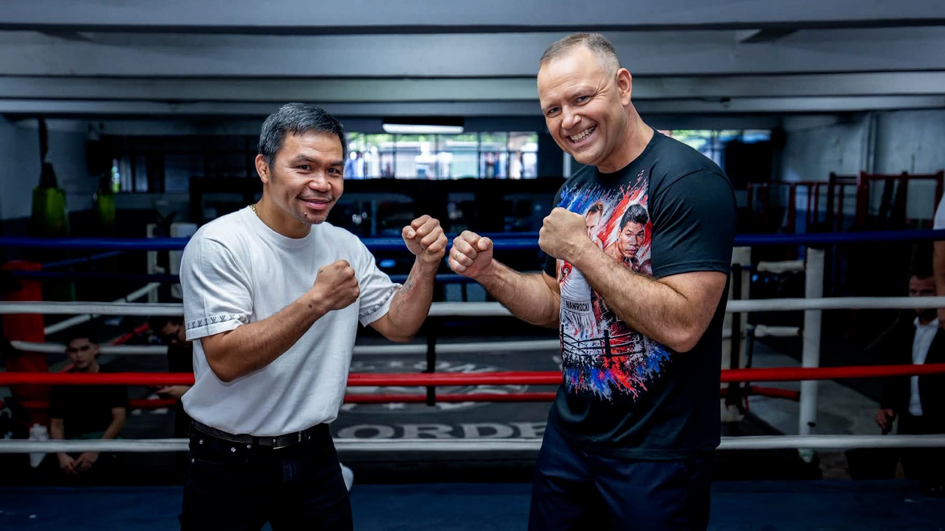 Boxing champion Manny Pacquiao spars with Poland’s president Nawrocki during Philippines visit