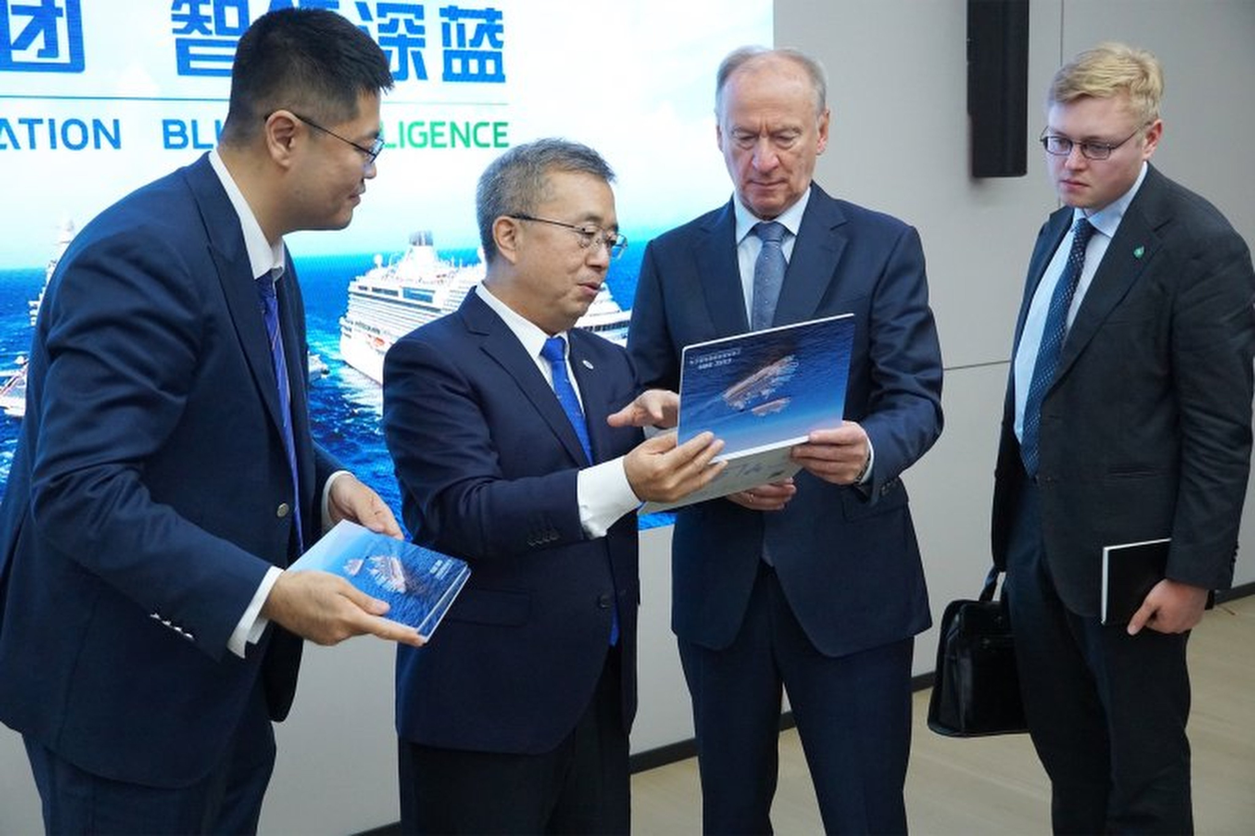 Russian presidential aide Nikolai Patrushev (centre) visits Waigaoqiao Shipbuilding, one of China’s largest shipyards, in Shanghai on Thursday. Photo: Weibo