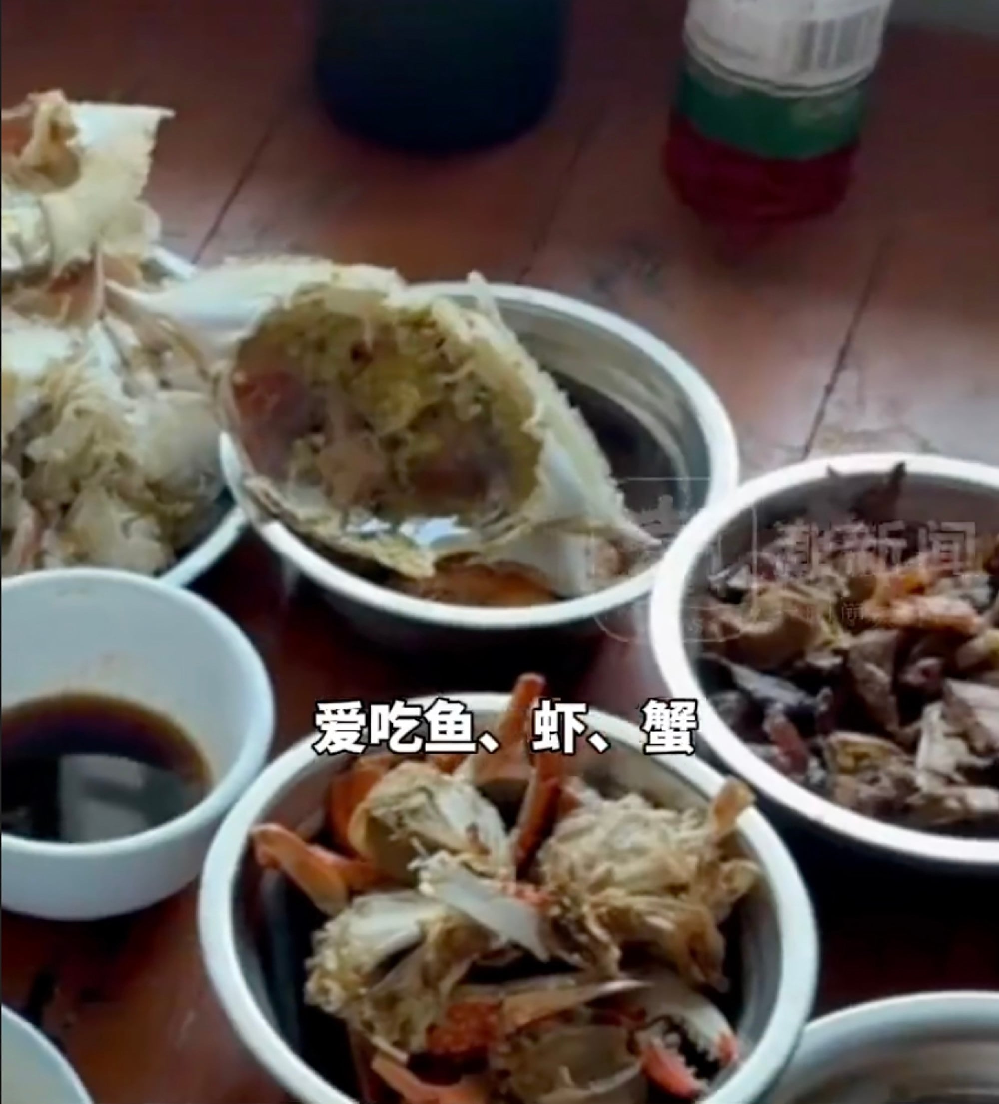 When it comes to food, Lu is incredibly selective – travelling from the countryside by rickshaw every five days just to stock up on fresh fish, shrimp, and crabs at the town market. Photo: Tide News When it comes to food, Lu is incredibly selective – travelling from the countryside by rickshaw every five days just to stock up on fresh fish, shrimp, and crabs at the town market. Photo: Tide News