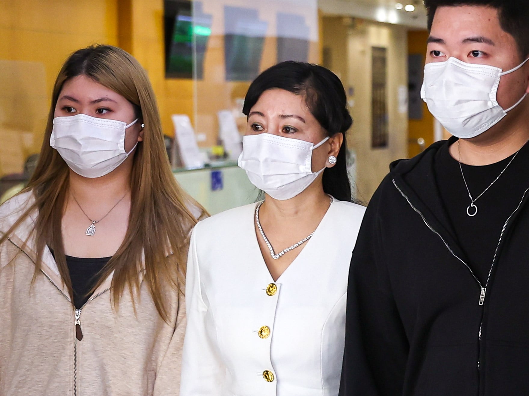Abby Choi’s mother Cheung Yin-fa (centre). Photo: Edmond So