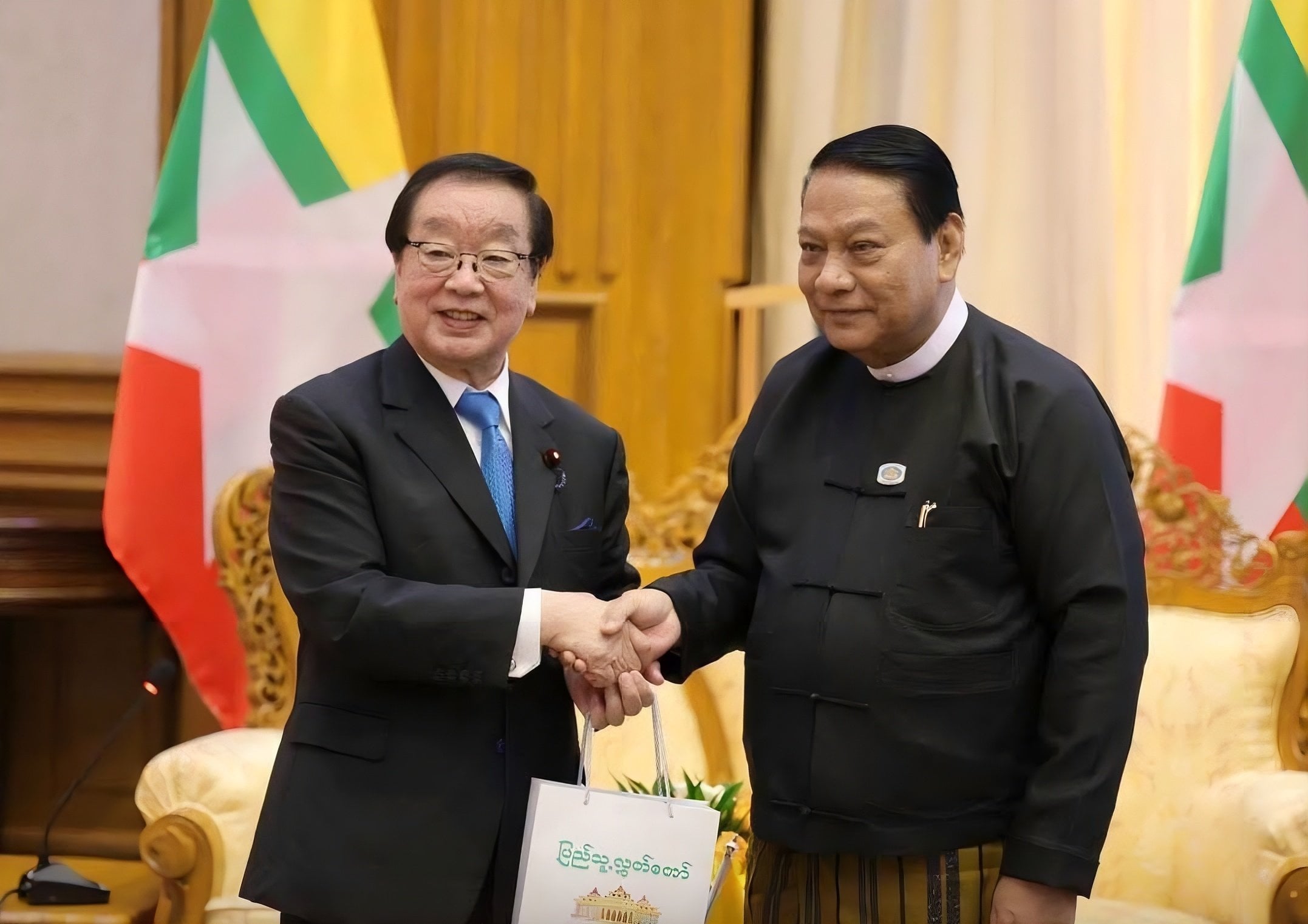 Japanese parliamentarian Hiromichi Watanabe (left) meets U Khin Yi, speaker of Myanmar’s House of Representatives and the leader of the Union Solidarity and Development Party, in Naypyidaw last month. Photo: Handout