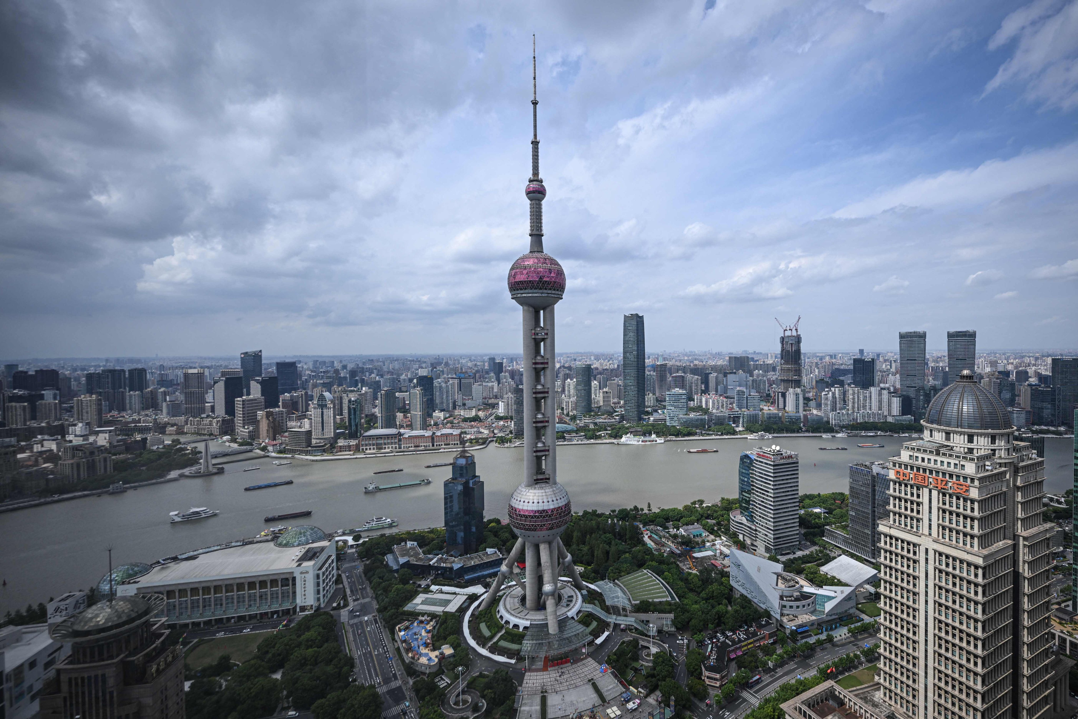 Solana secured office space in Shanghai’s Pudong district, with sweeping views of the Huangpu River and nearby skyscrapers. Photo: AFP