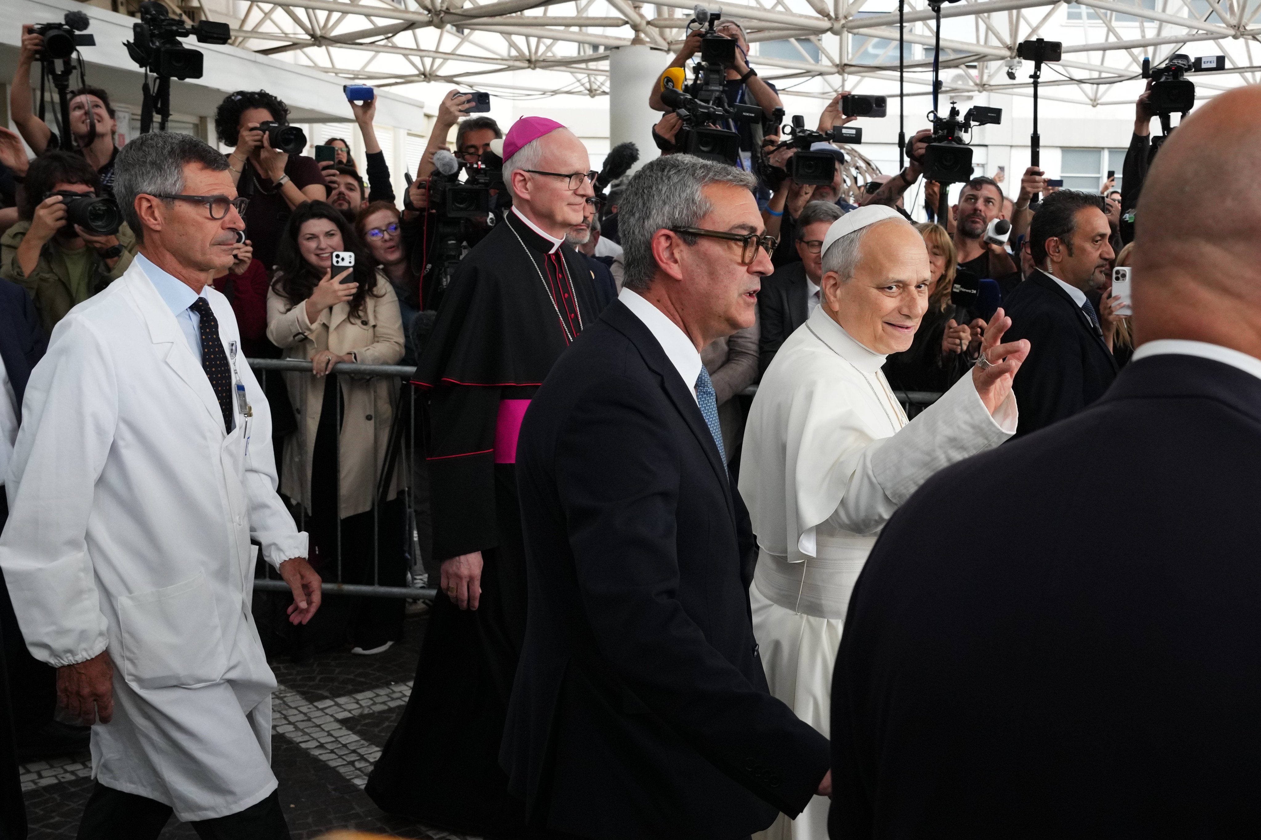 Pope Leo leaves Rome’s Agostino Gemelli Polyclinic on Saturday. Photo: AP