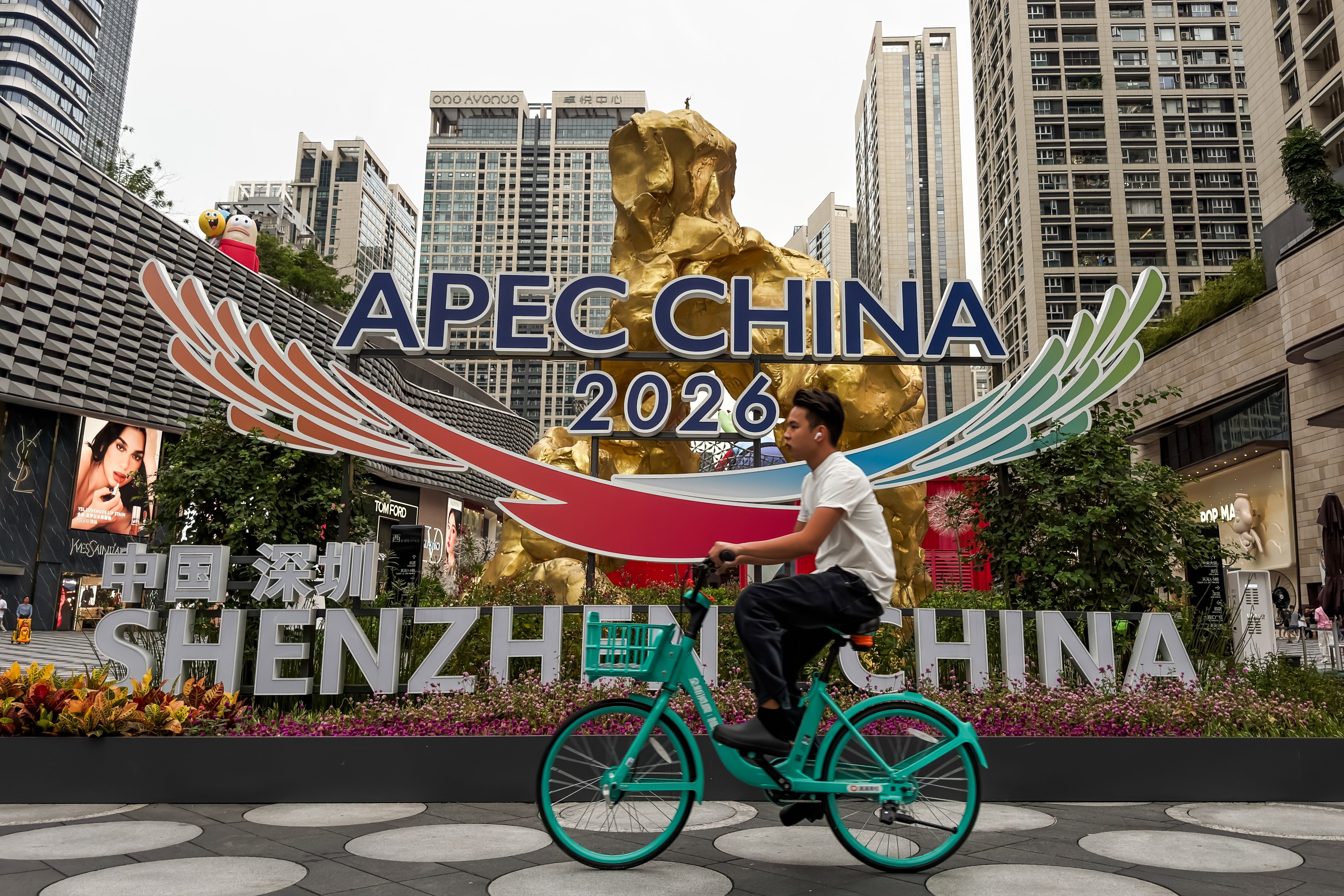 American and Chinese negotiating teams will continue intensive talks in the weeks before the leaders’ meeting on the Apec sidelines in Shenzhen in November. Photo: Getty Images