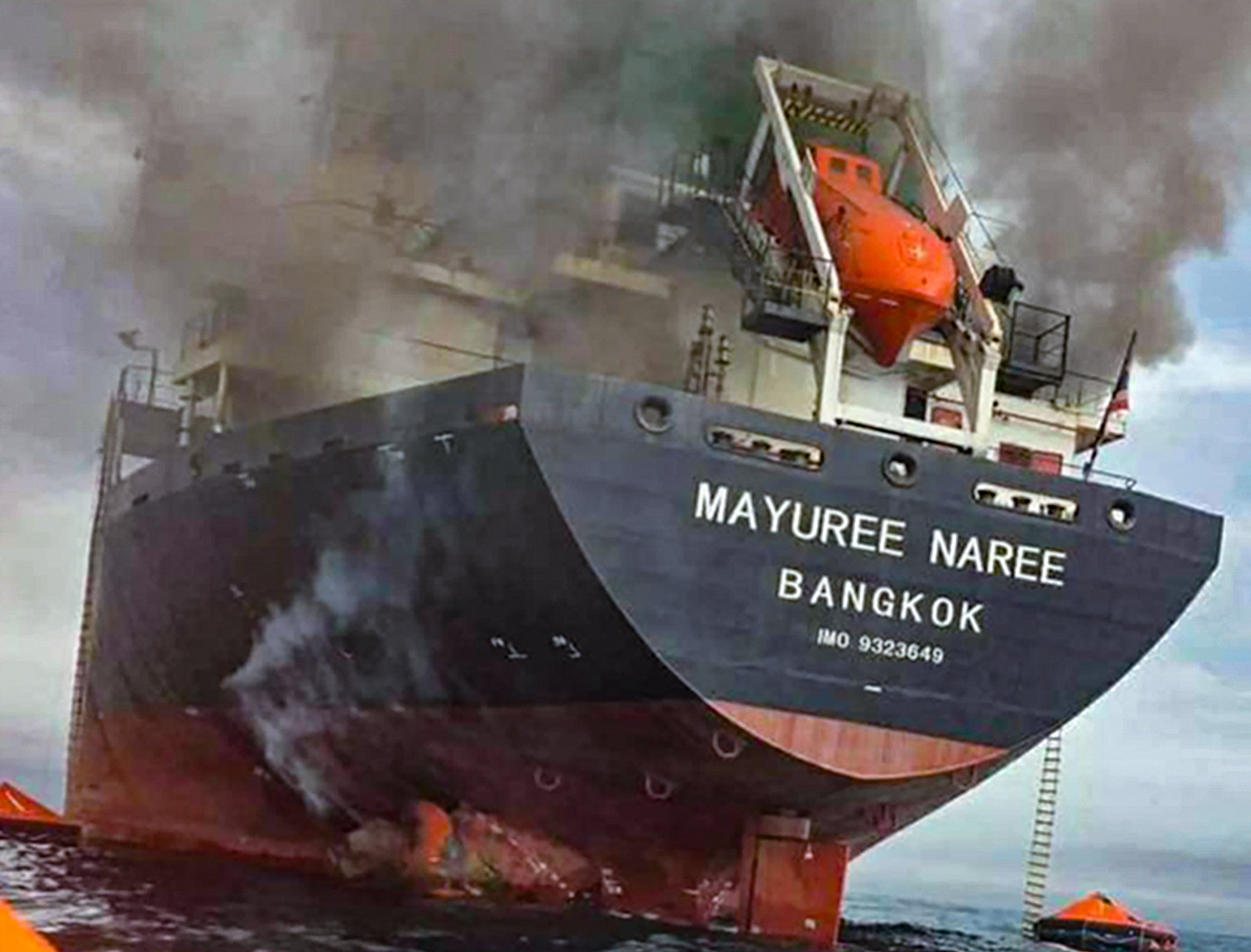 Thai‑flagged cargo ship Mayuree Naree catches fire after being hit by Iranian missiles in the Strait of Hormuz on March 11. Photo: Royal Thai Navy/EPA