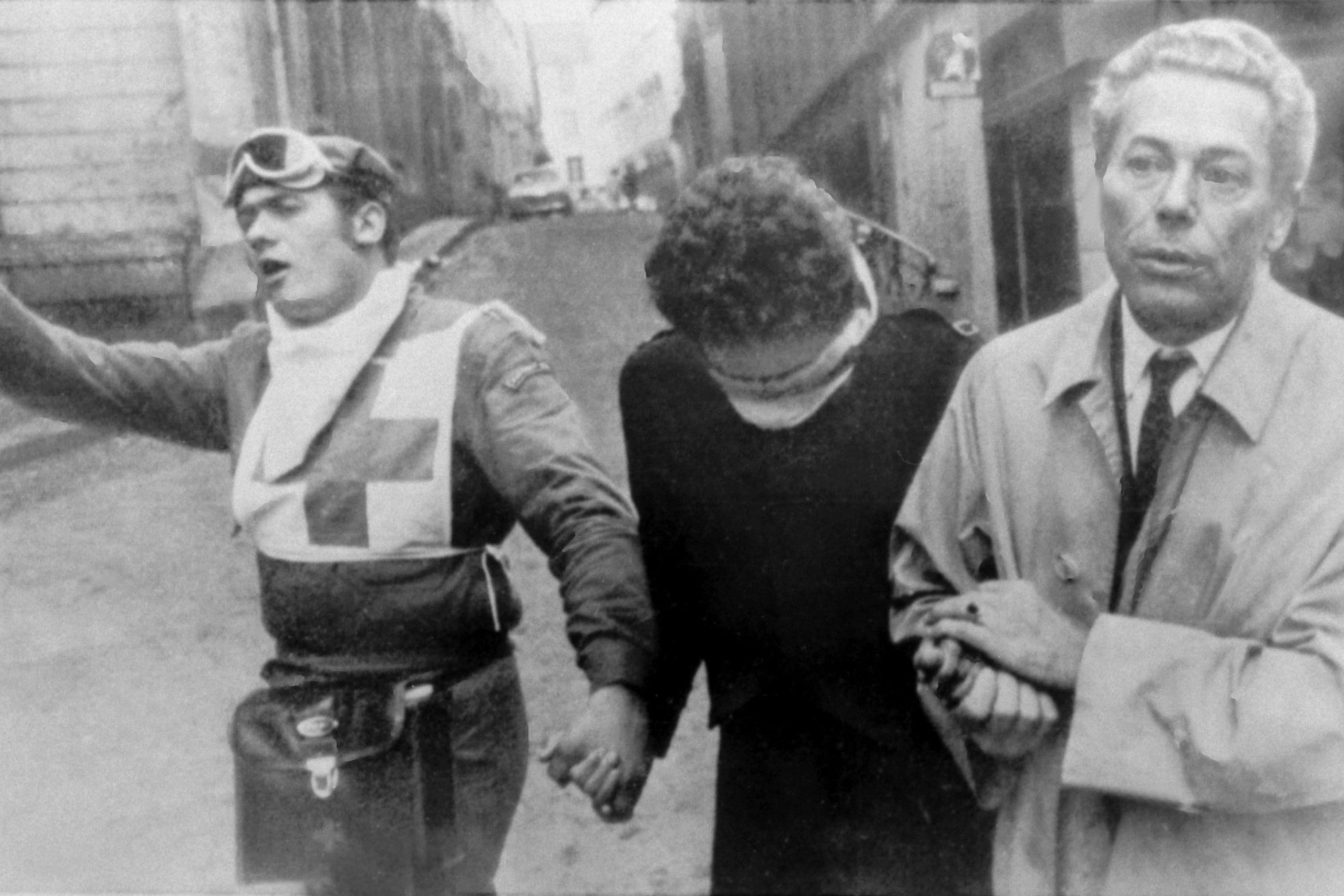 Nobel laureate Jacques Monod (right) helps a student injured during clashes between police and demonstrators in Paris’ Latin Quarter in May 1968. Photo: AP