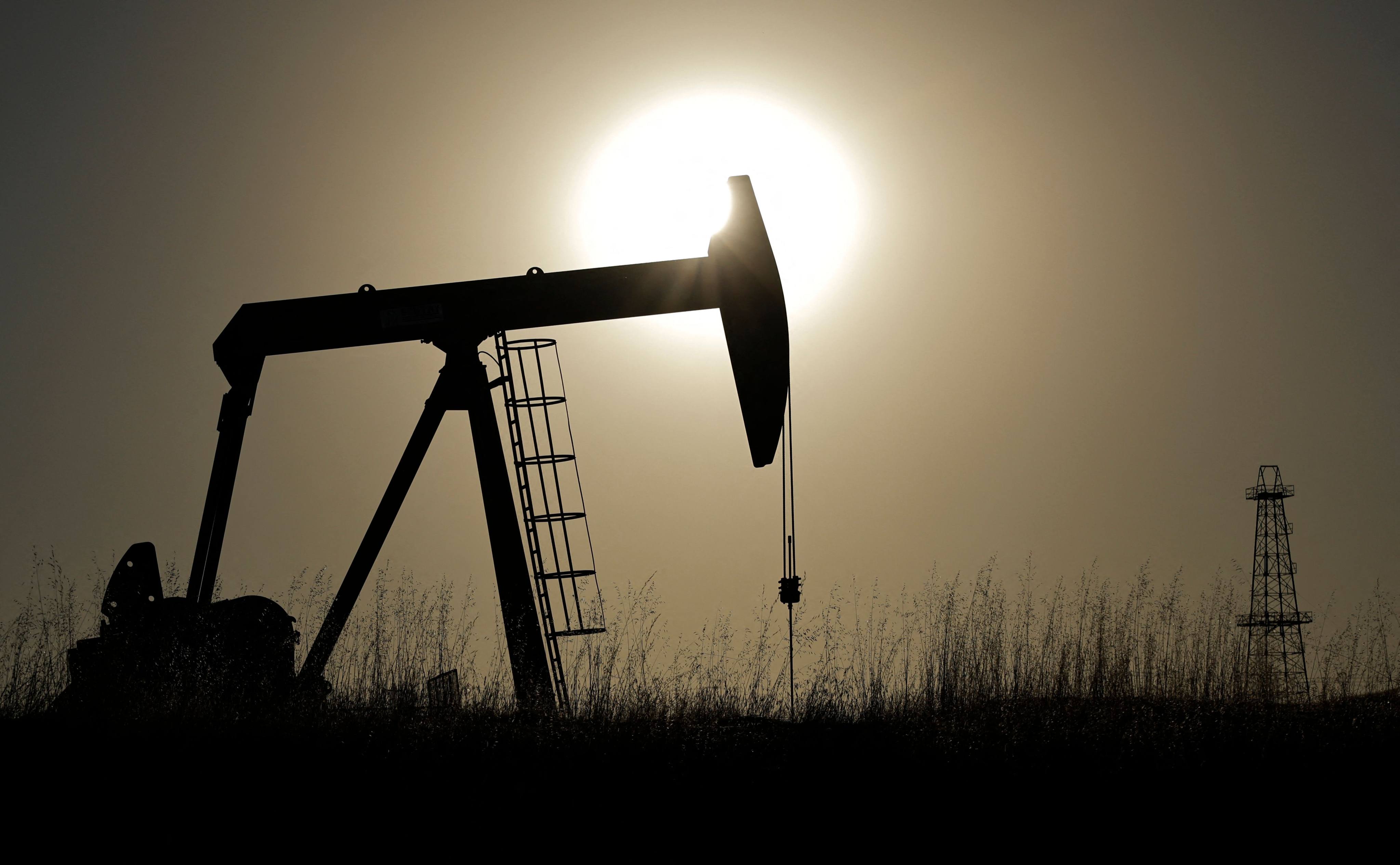 A pumpjack operates after sunrise near Bakersfield, California, on October 16. Photo: AFP