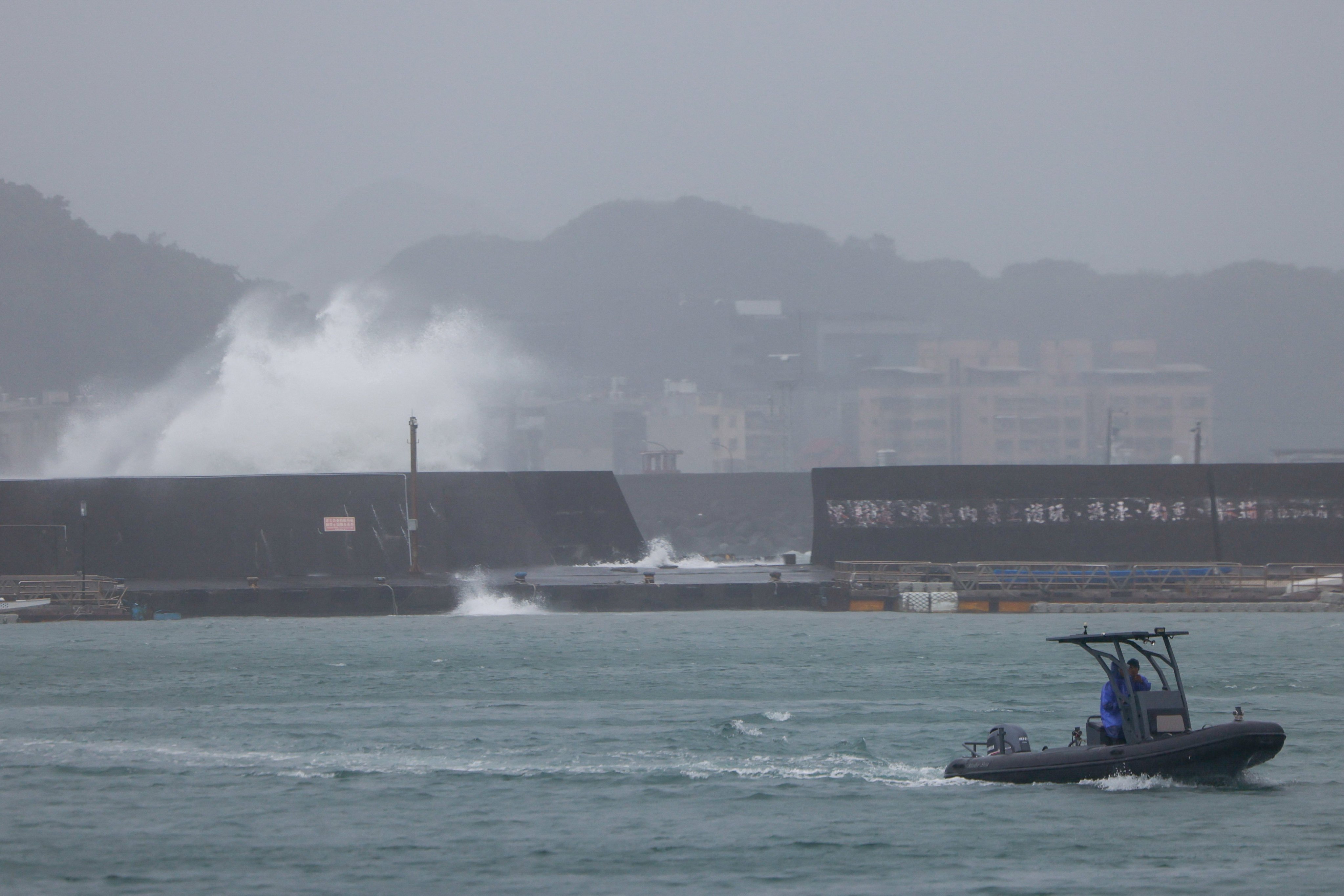 Waves generated by Typhoon Champi hit Badouzi Fishing Port in Keelung, Taiwan, on Friday. Photo: Reuters