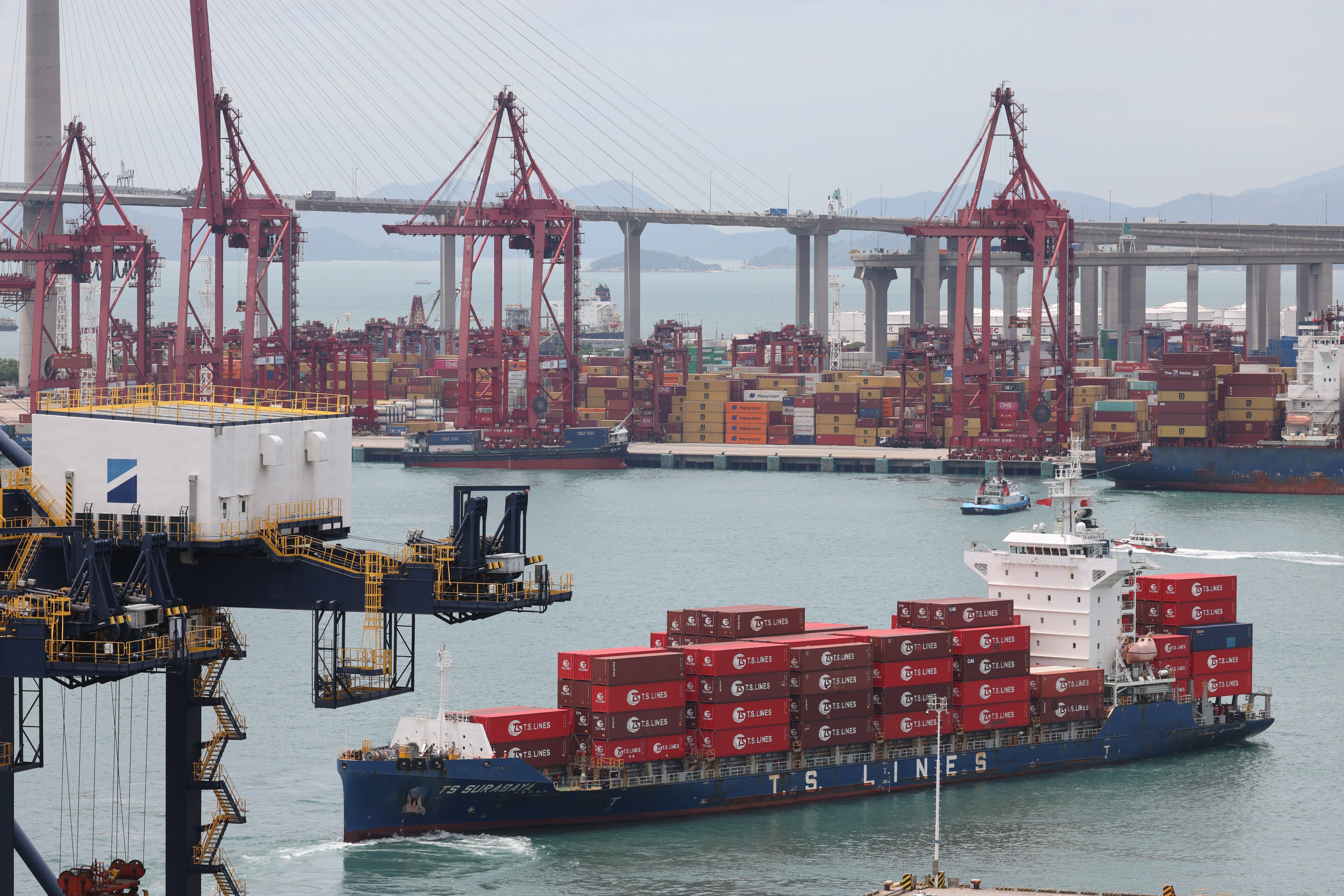 Imports rose by 57.8 per cent to HK$808.9 billion, leaving a trade deficit of HK$46.3 billion. Photo: Nora Tam