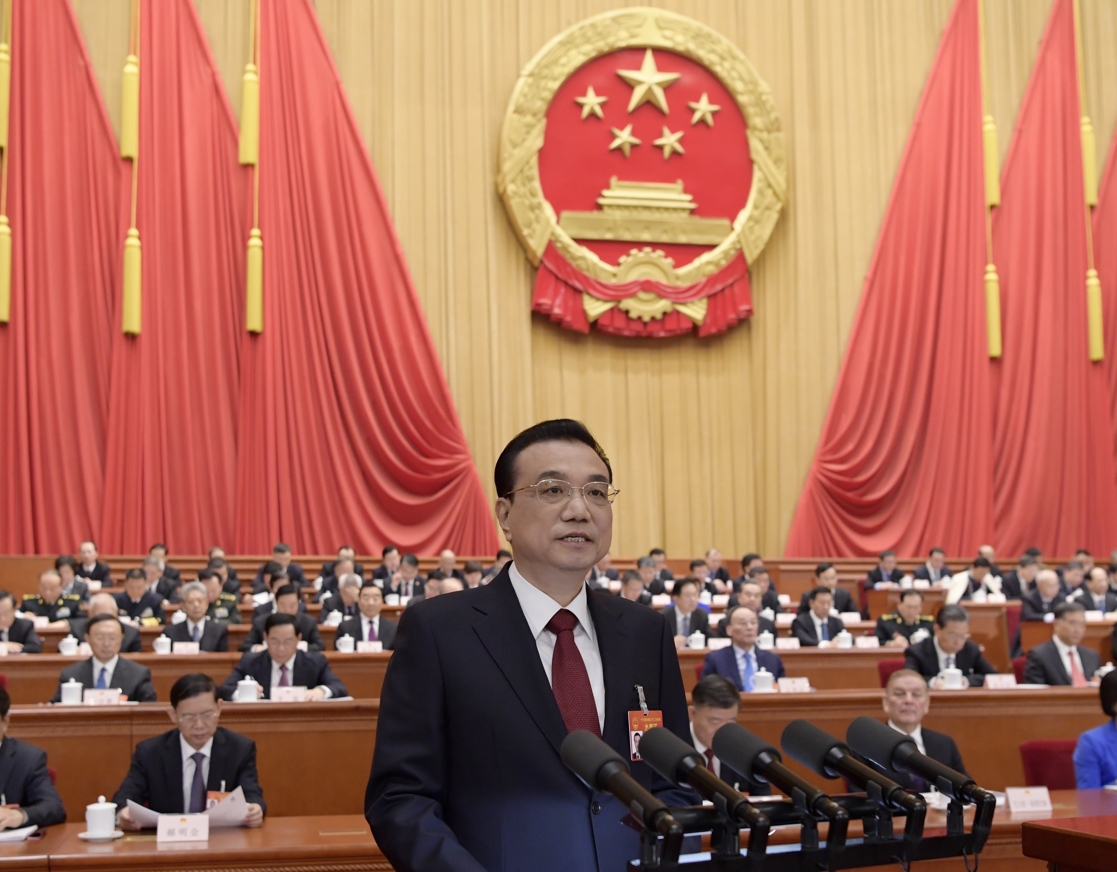 Premier Li Keqiang promised tax relief and more lending to firms to help stabilise the economy and boost employment. Photo: Xinhua