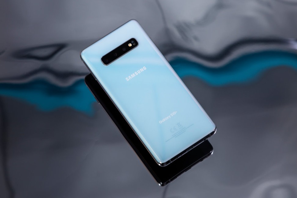 Samsung’s new Galaxy S10 allows bilateral charging. Photo: Business Insider