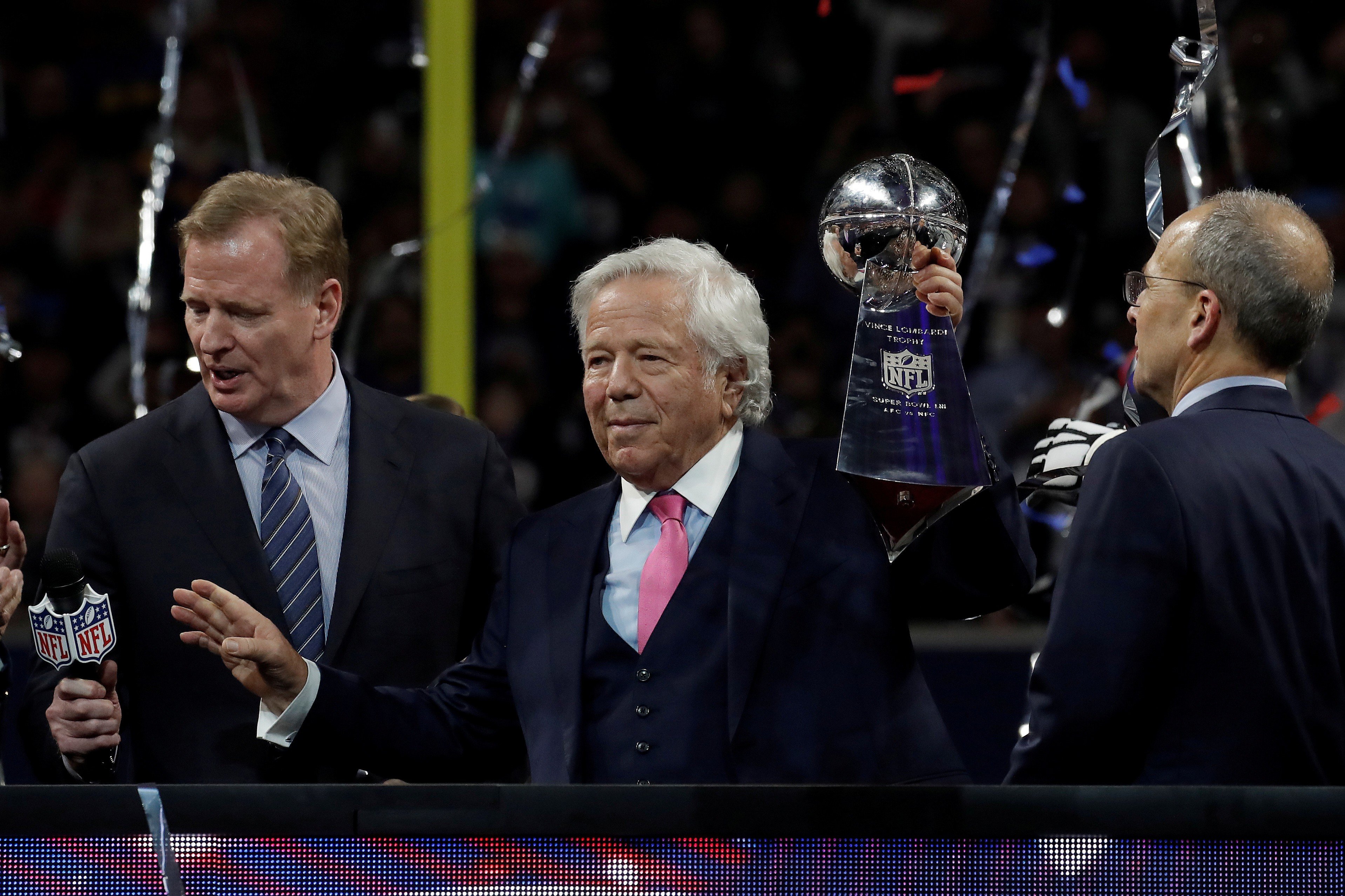New England Patriots owner Robert Kraft celebrates with the Vince Lombardi Trophy. Photo: Reuters