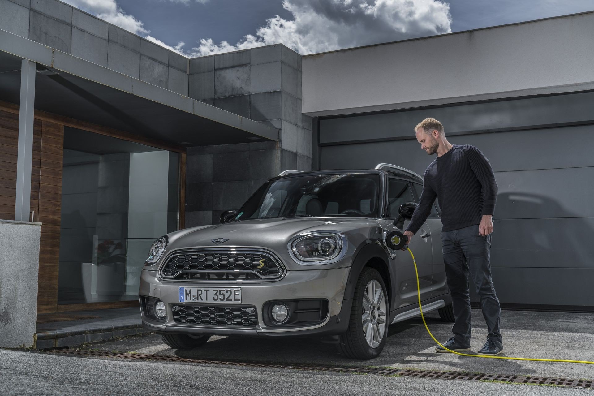 The improved quality and variety of electric vehicles and hybrid options, such as the MINI Cooper S E Countryman ALL4 (above), plus enhanced access to charging services across Hong Kong, are likely to encourage more motorists to switch to greener vehicles.