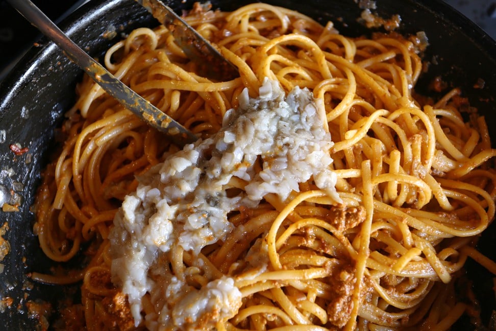 Two delicious recipes, for linguine and for liver, that are easy and
