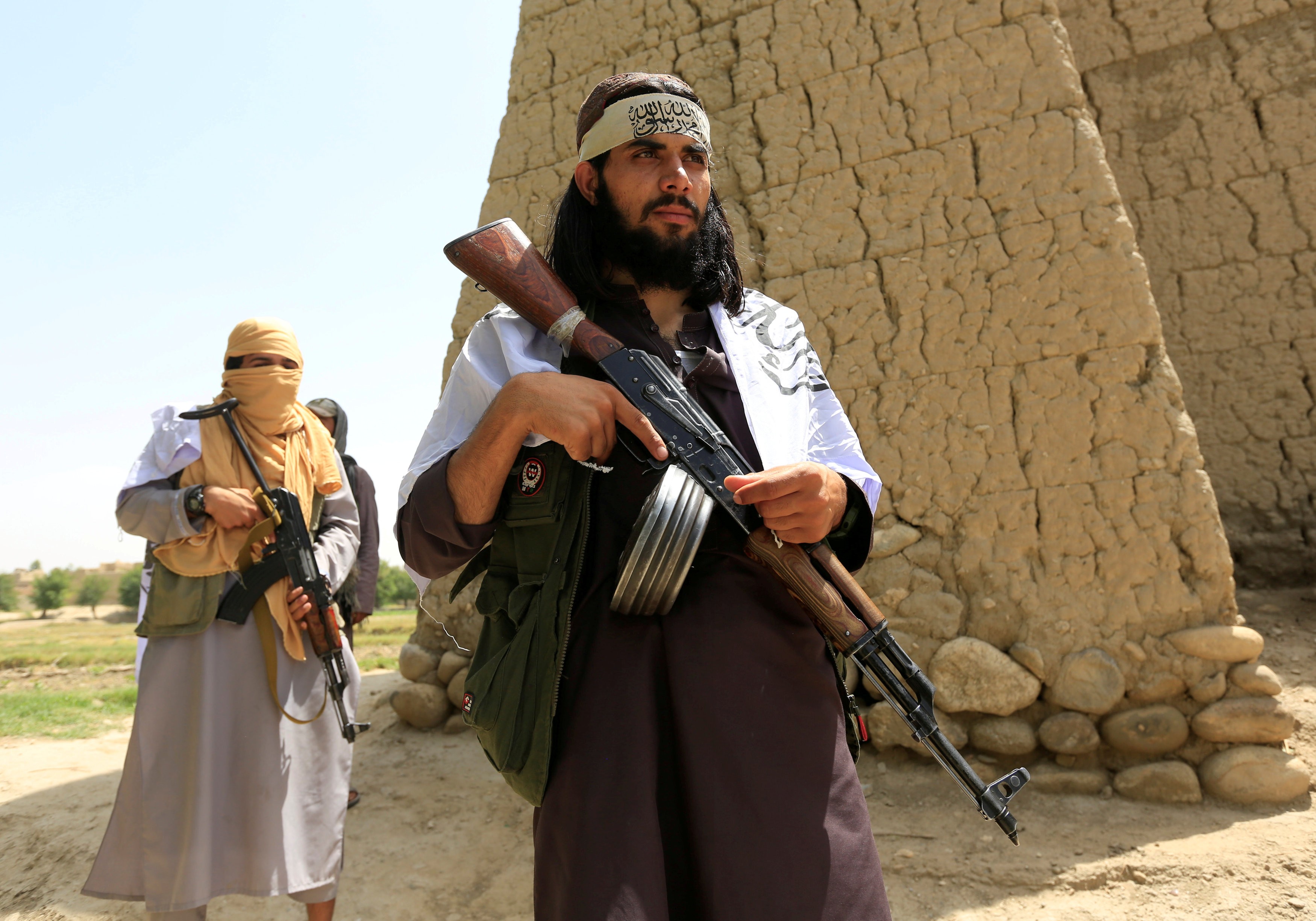 Taliban fighters pictured after a ceasefire on June 16 in Nangarhar province’s Ghanikhel district, Afghanistan. Photo: Reuters