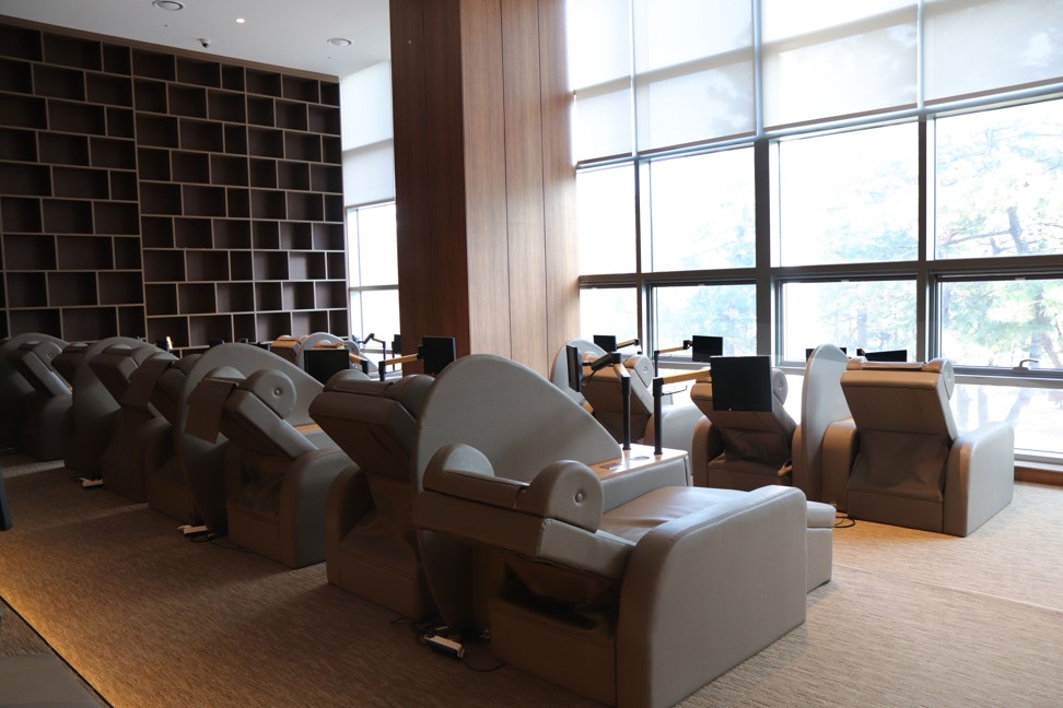 Khu thư giãn tại Pine Beach Spa & Sauna tại St John's Hotel, Gangneung.