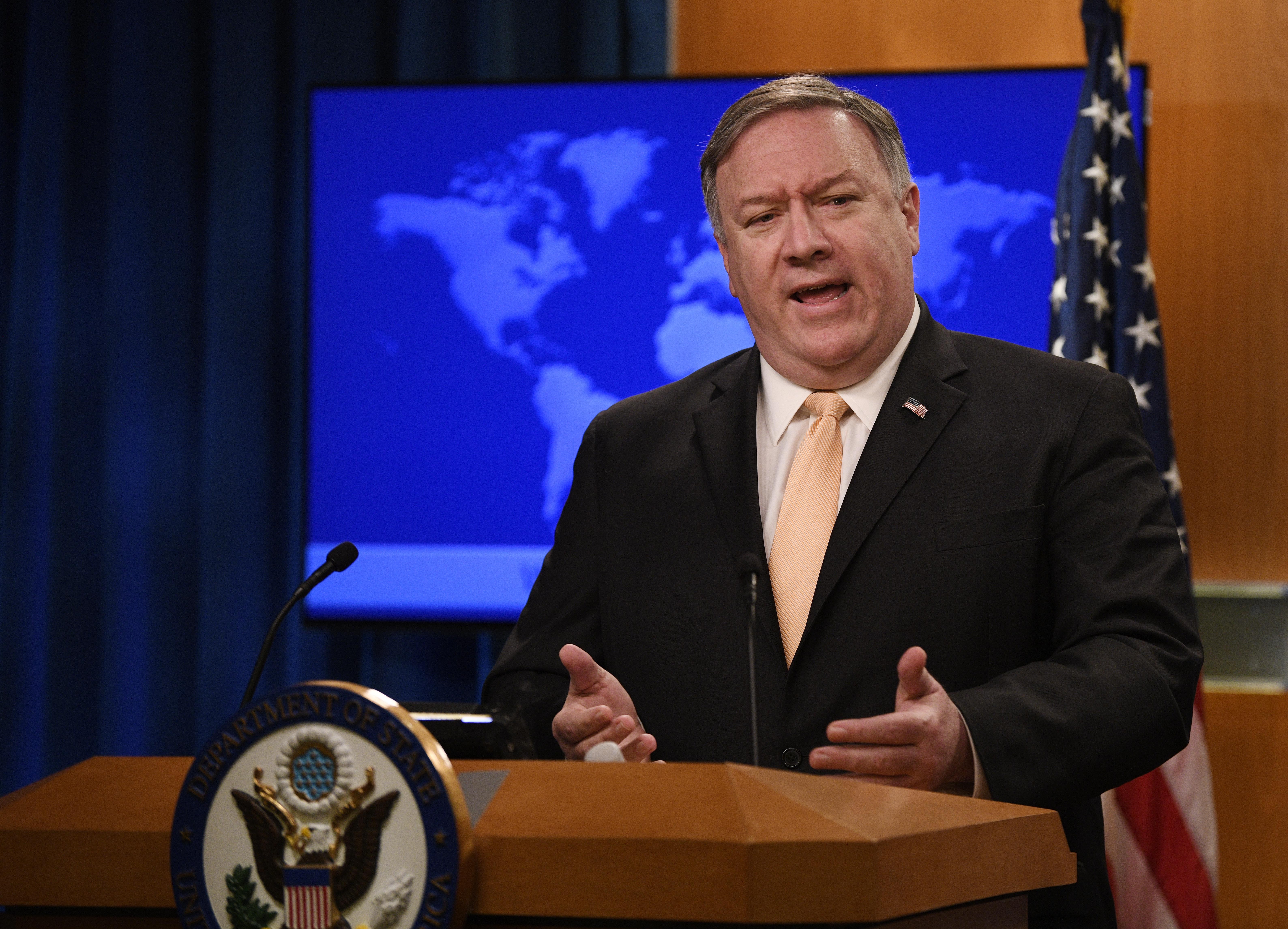 US Secretary of State Mike Pompeo announces the end of sanction exemptions for the import of Iranian oil, starting May 1. Photo: Xinhua