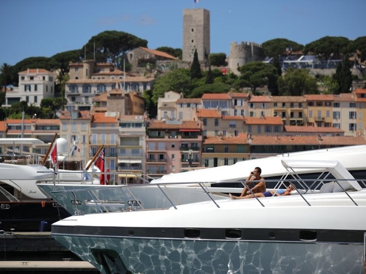 Which are the top 10 countries with the most superyachts off their ...