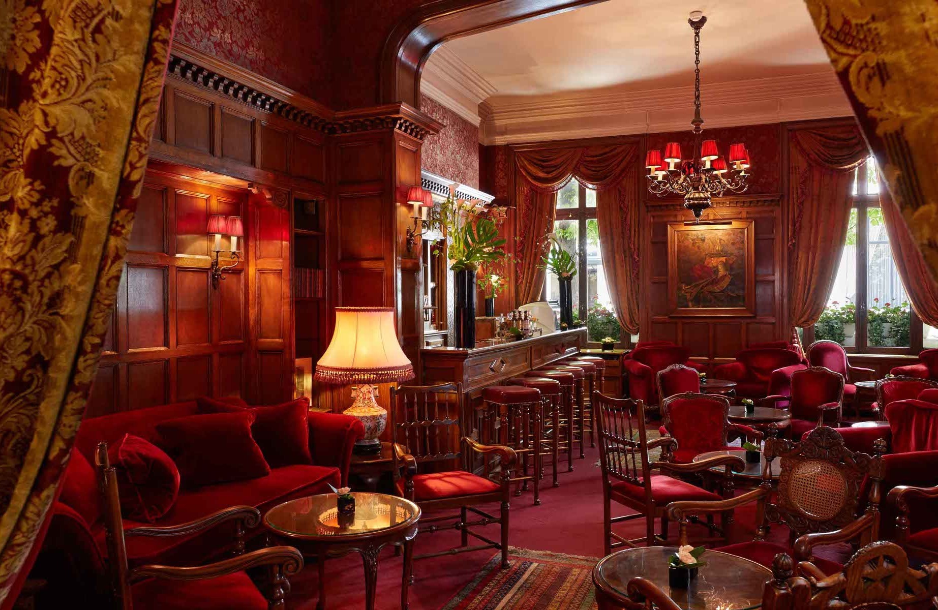 The English Bar at Raphael Hotel Paris