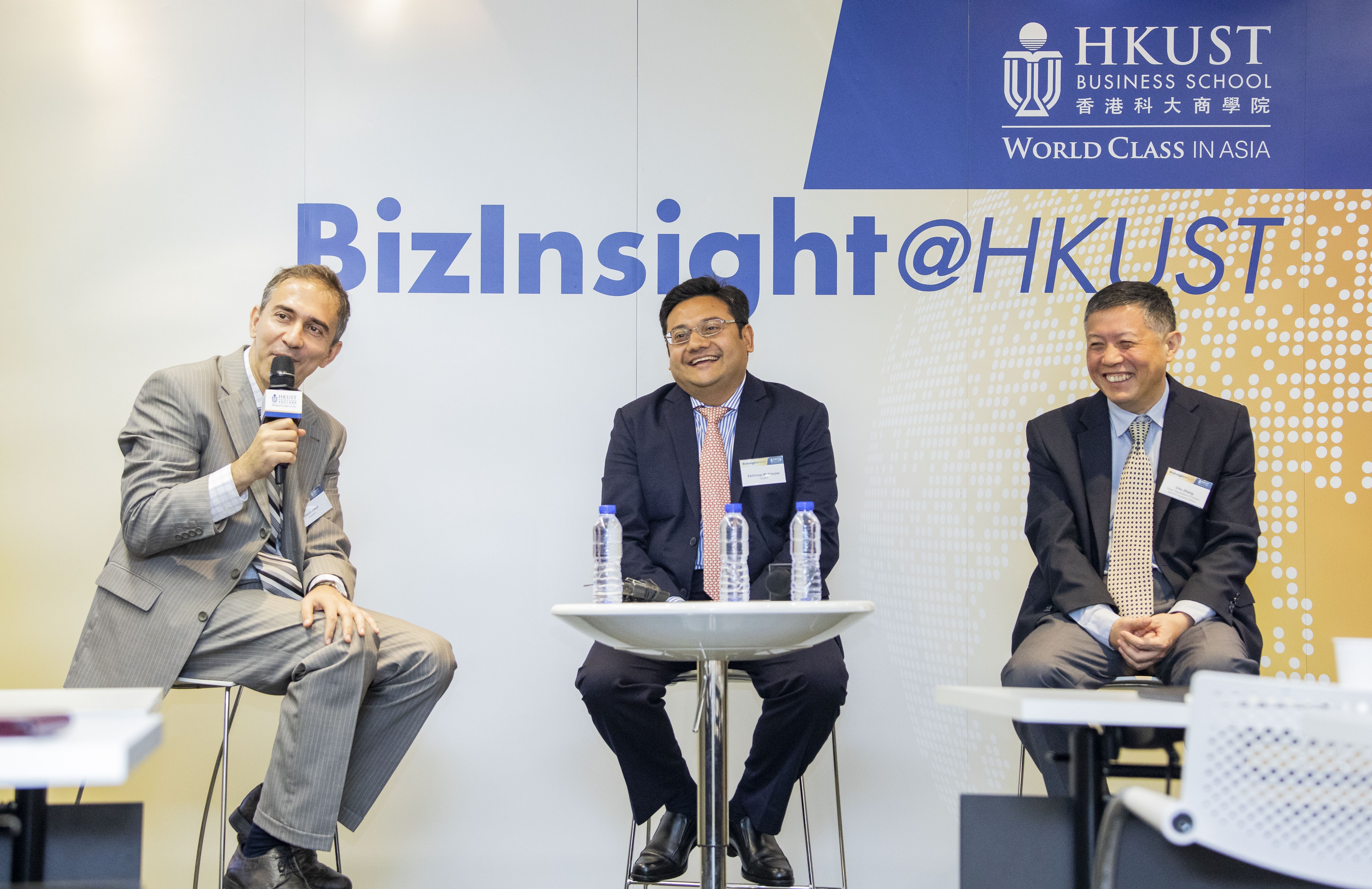 Professor Deniz Okat (left) and Professor Abhiroop Mukherjee (centre), assisted by event moderator Professor Chu Zhang (right), Head and Professor of Department of Finance, spoke about the wider impact of political compromises and government control of economic data at the latest BizInsight@HKUST seminar