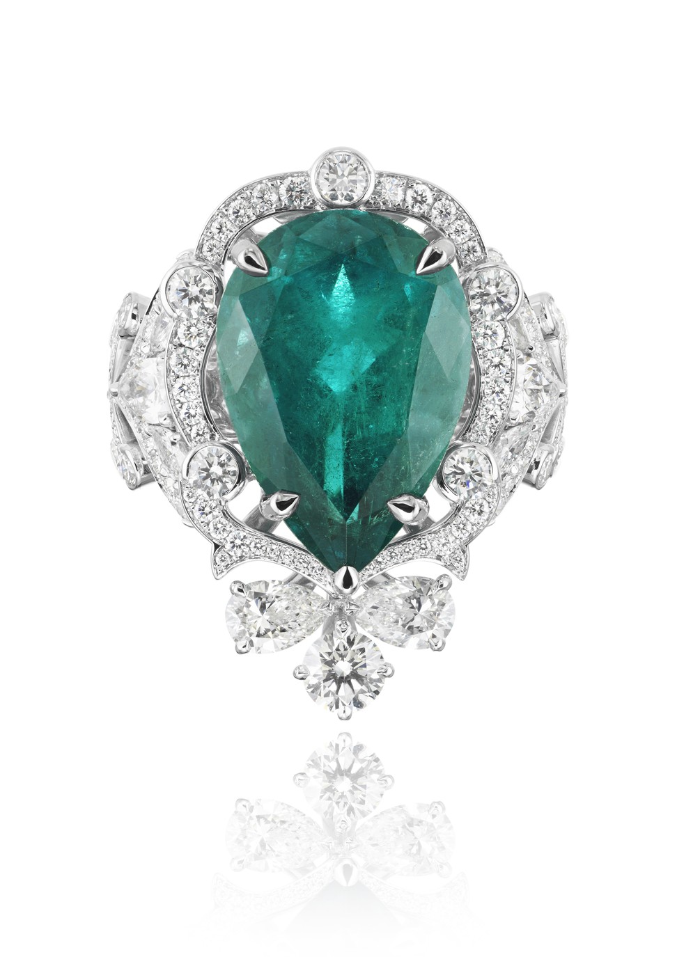 Chopard Precious emerald set with diamonds