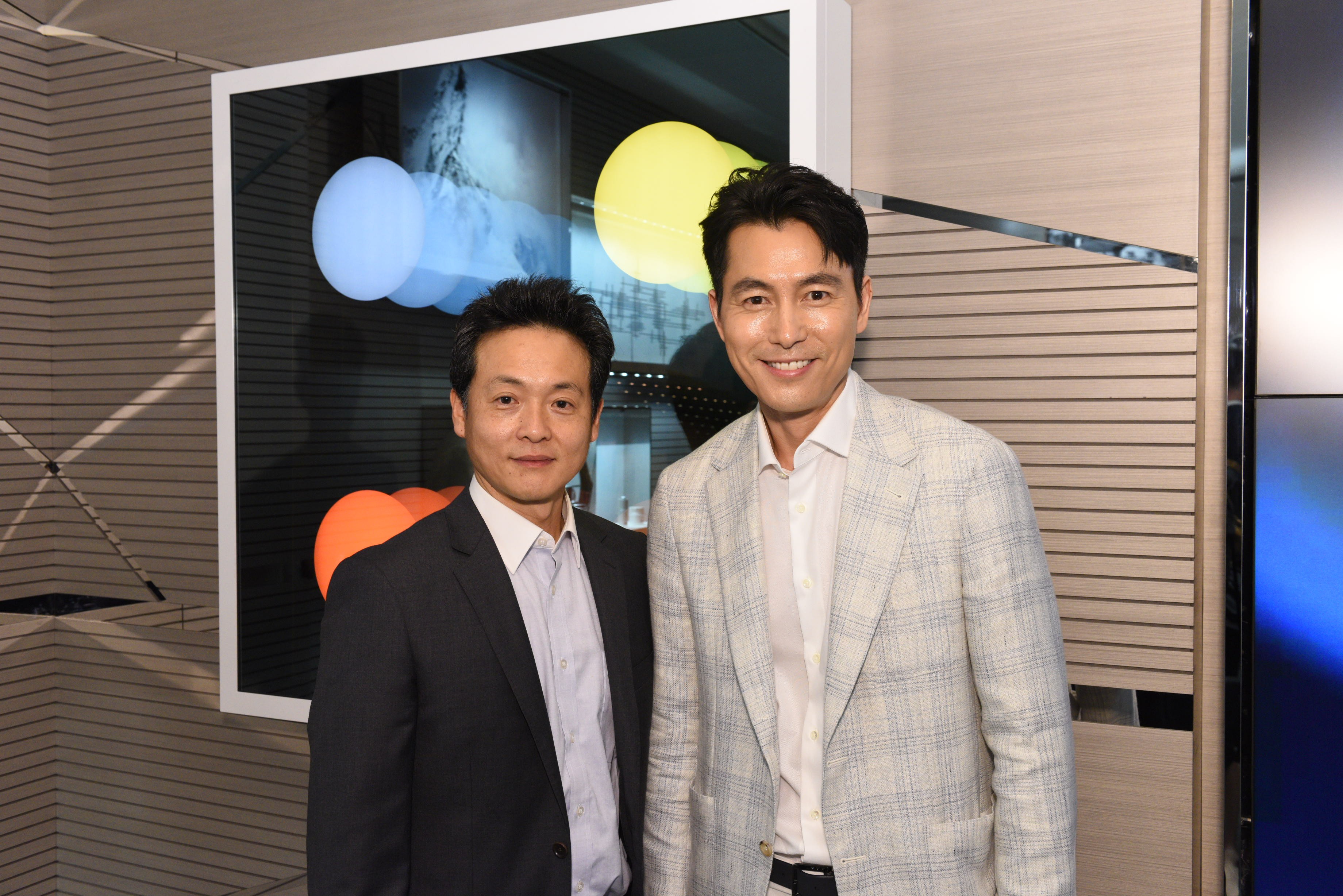 Chul Hyun Ahn and Jung Woo-sung add colour to La Prairie’s exhibition.