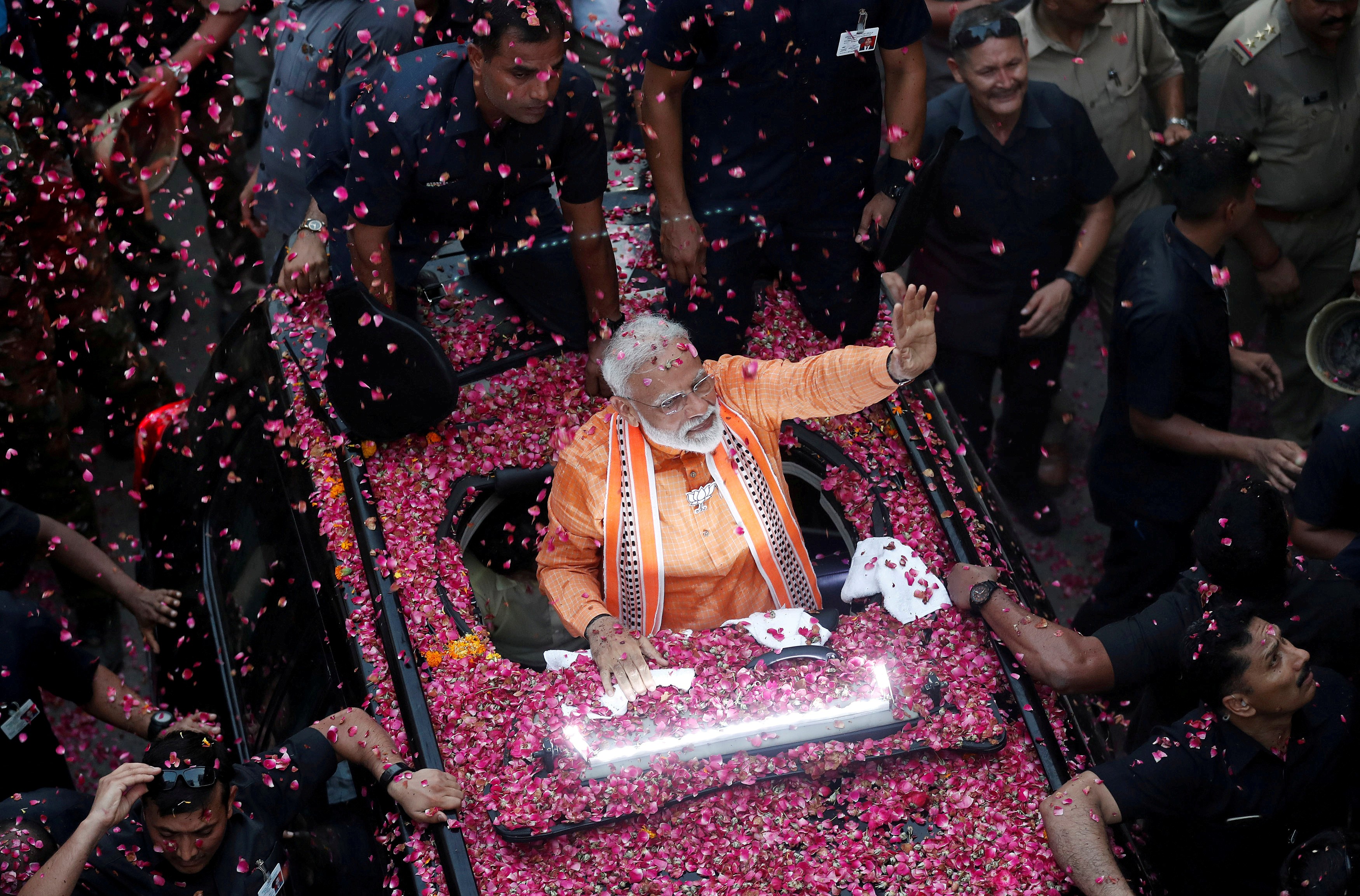 India's Prime Minister Narendra Modi waves to his supporters. Photo: Reuters